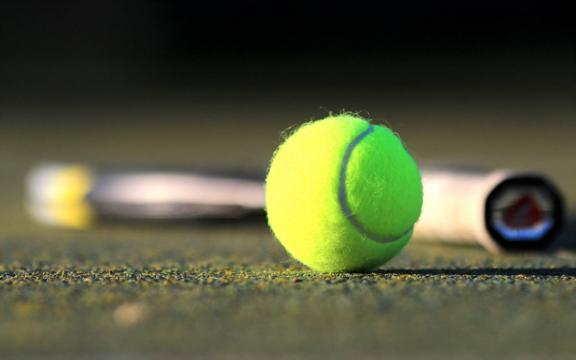Wimbledonverde Pelota De Tenis. Fondo de pantalla