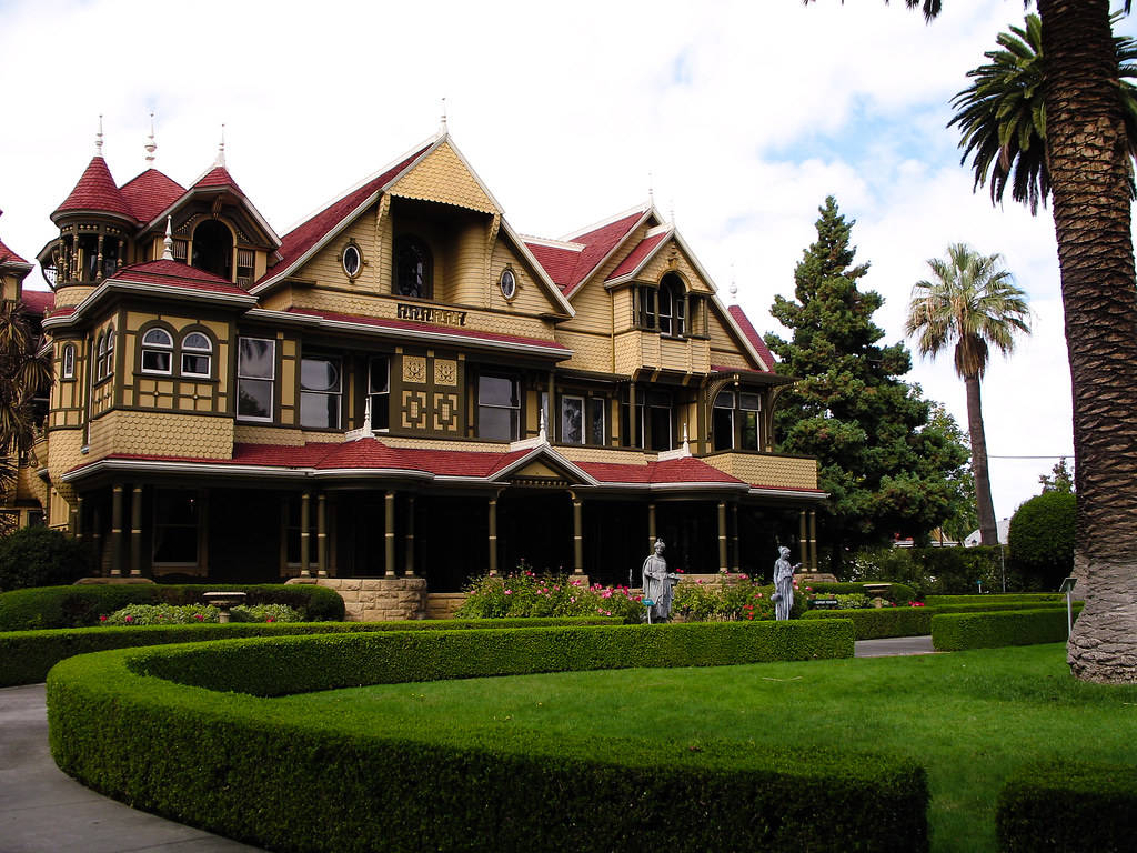Winchester Mystery House From The Left Background