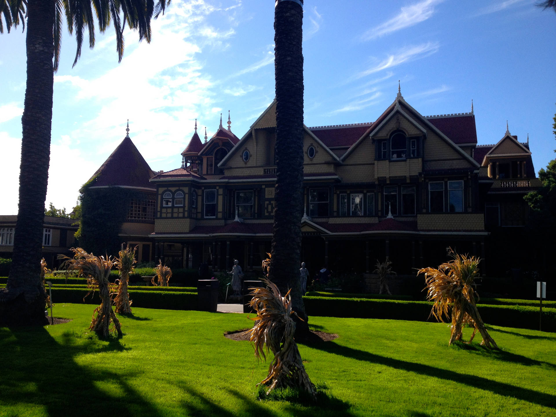 Winchester Mystery House On A Sunny Day Wallpaper