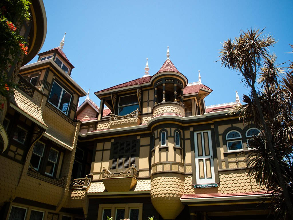 Winchester Mystery House Partial View Background