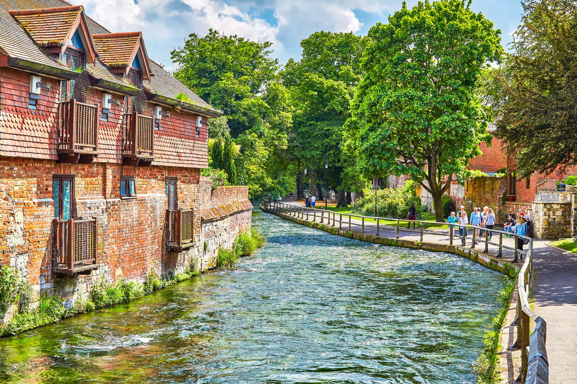 Winchester River Walk Scenery Wallpaper