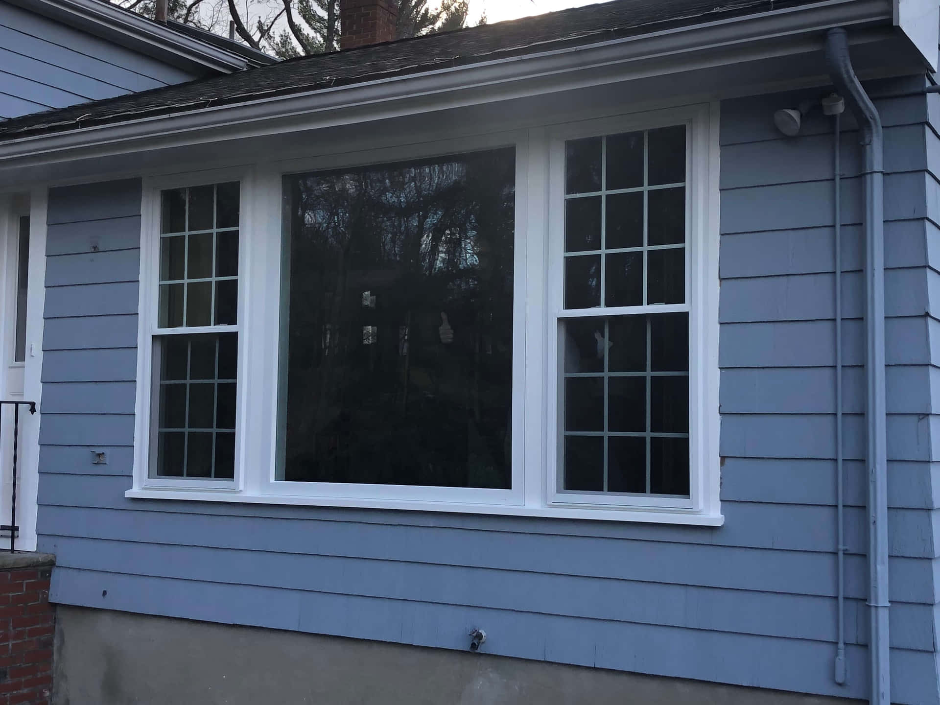 Double Hang Window Picture