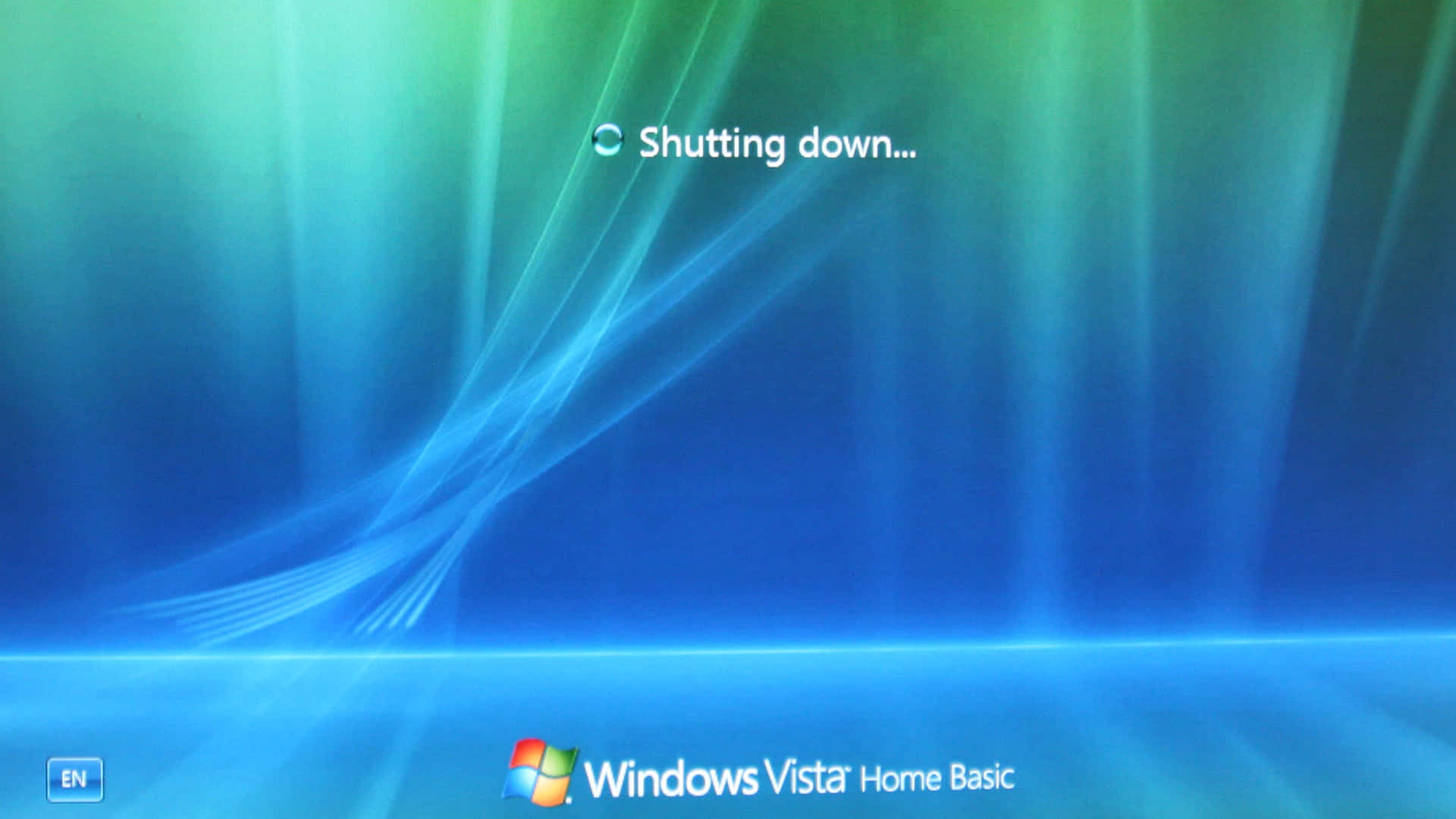 Billeder af Windows Vista med smukt blå himmel.