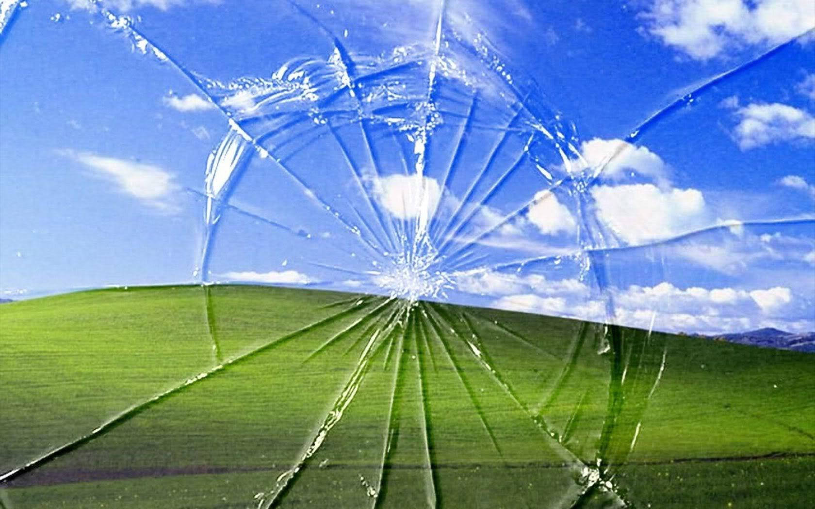 Windows XP Broken Computer Screen Wallpaper