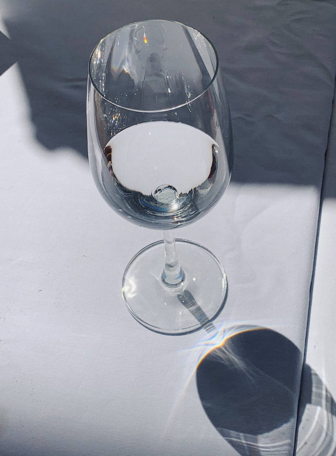 Wine Glass Iphone 11 Pro 4k Wallpaper