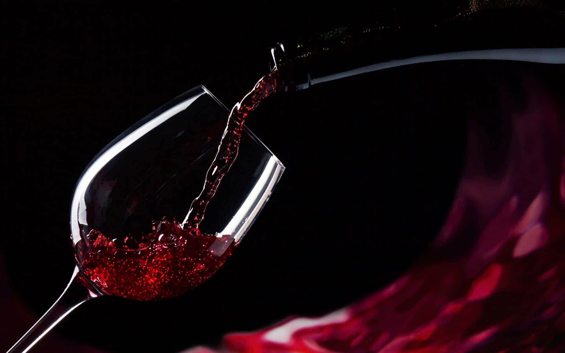 Einglas Feinen Rotweins Mit Blick Auf Einen Weinberg