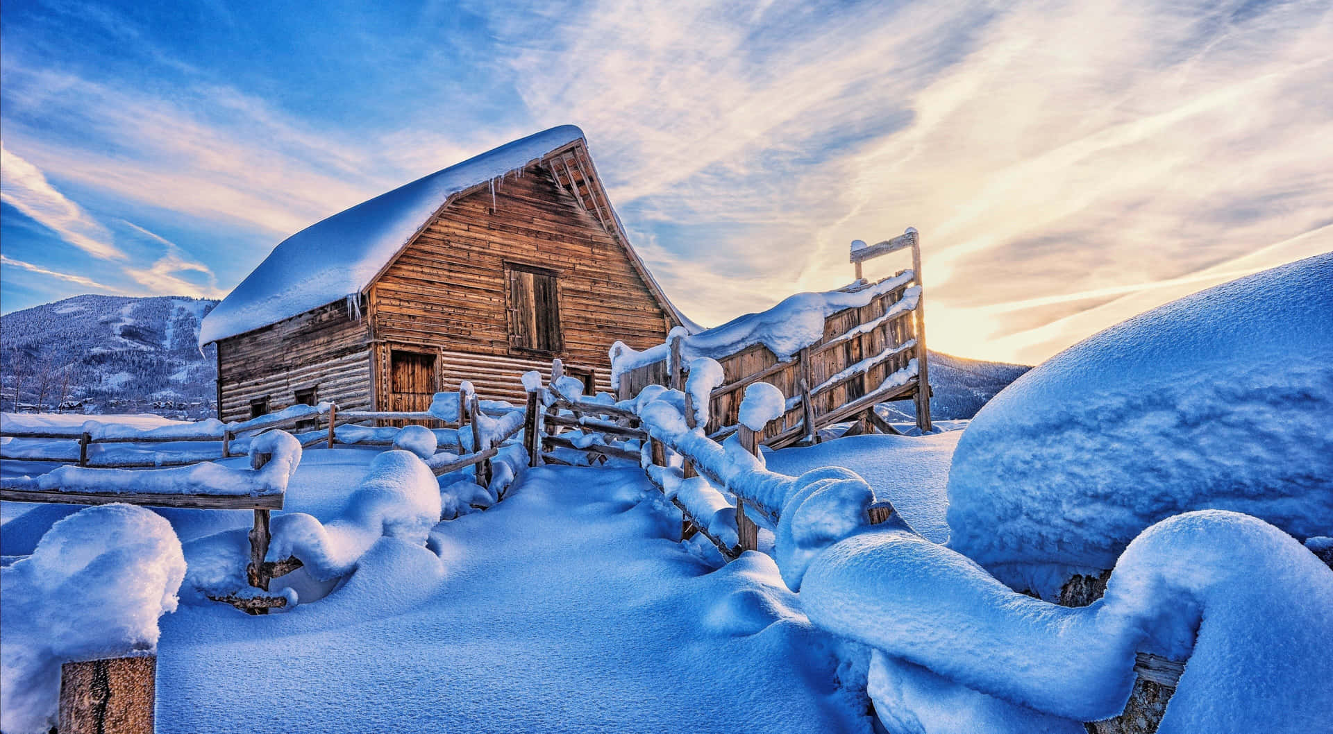 Winter Cottage Snowy Sunset Wallpaper
