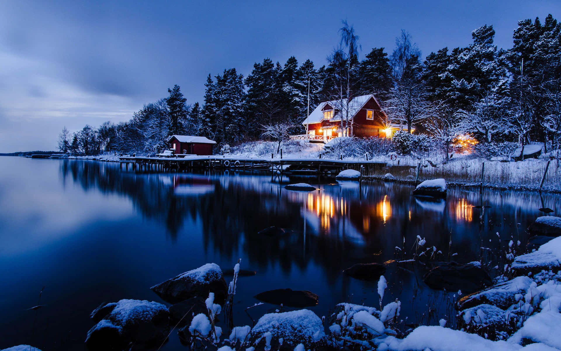 Winter Evening Helsingborg Lakeside Wallpaper