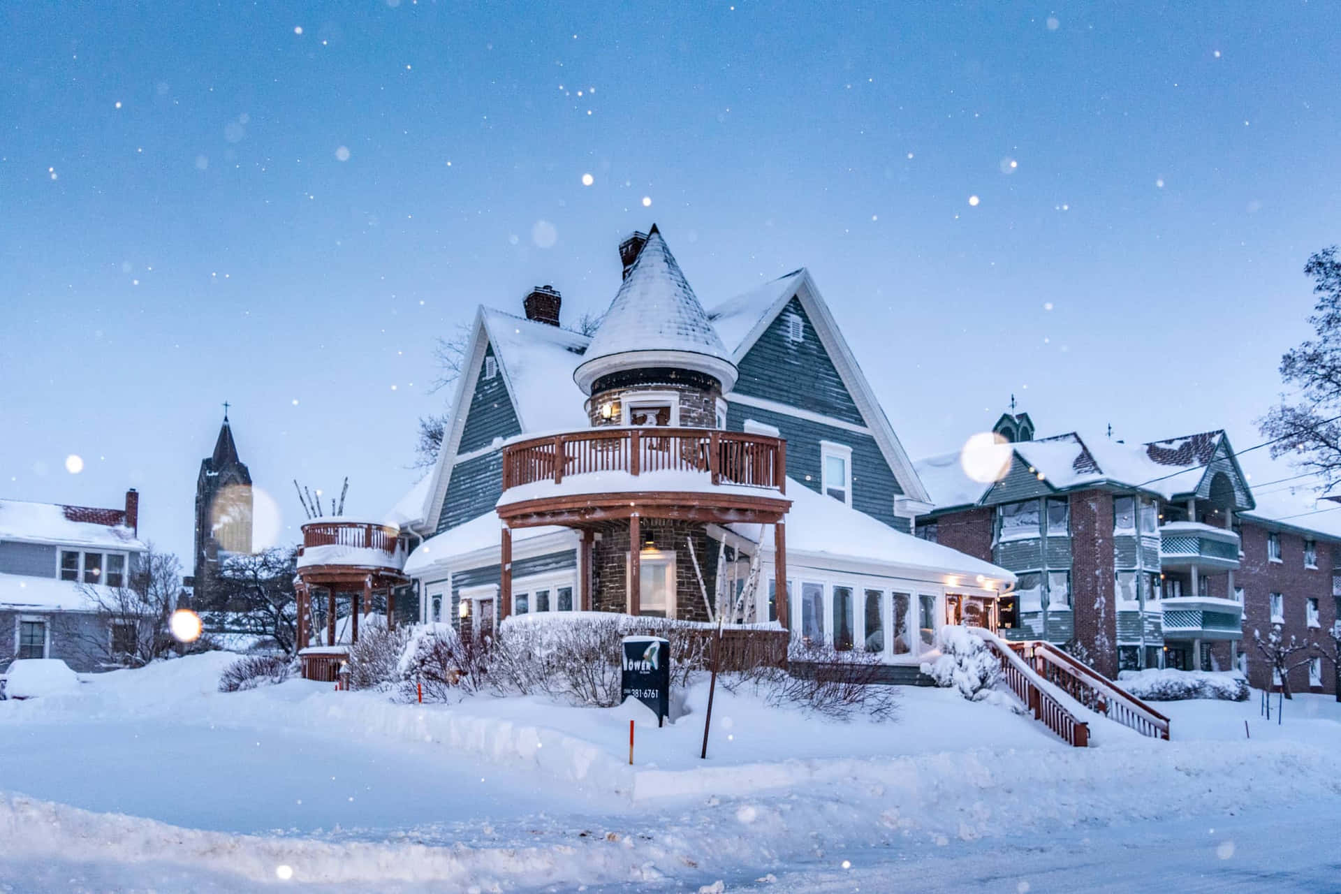 Soirée D'hiver Dans Le Quartier Résidentiel De Moncton Fond d'écran