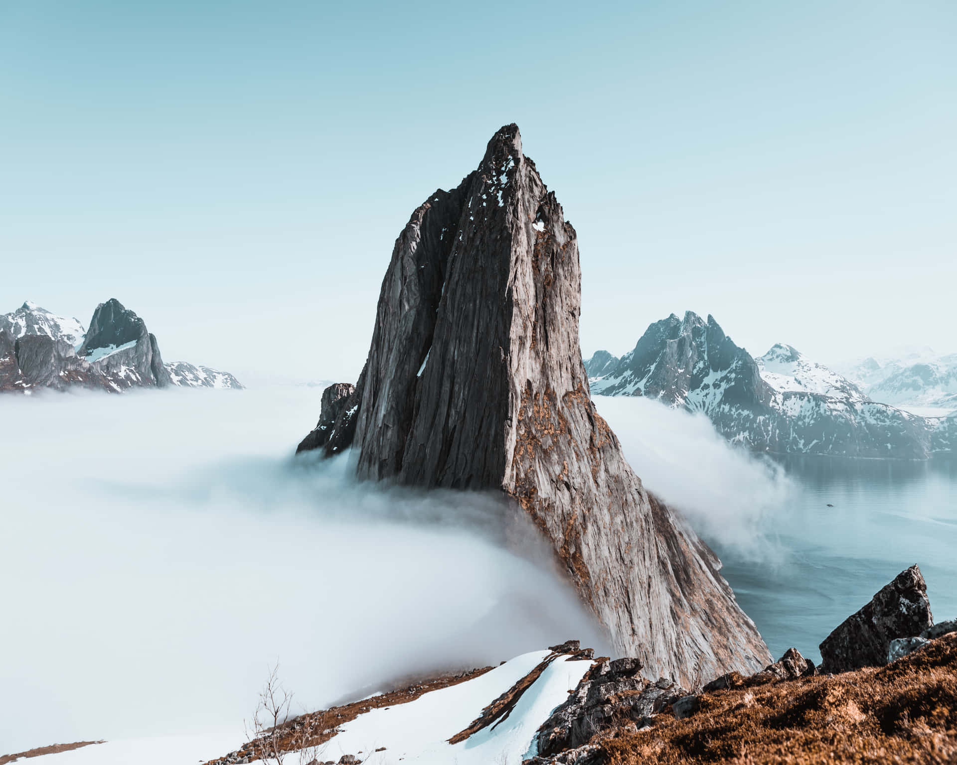 Mountain Peak Winter Scenery Desktop Wallpaper