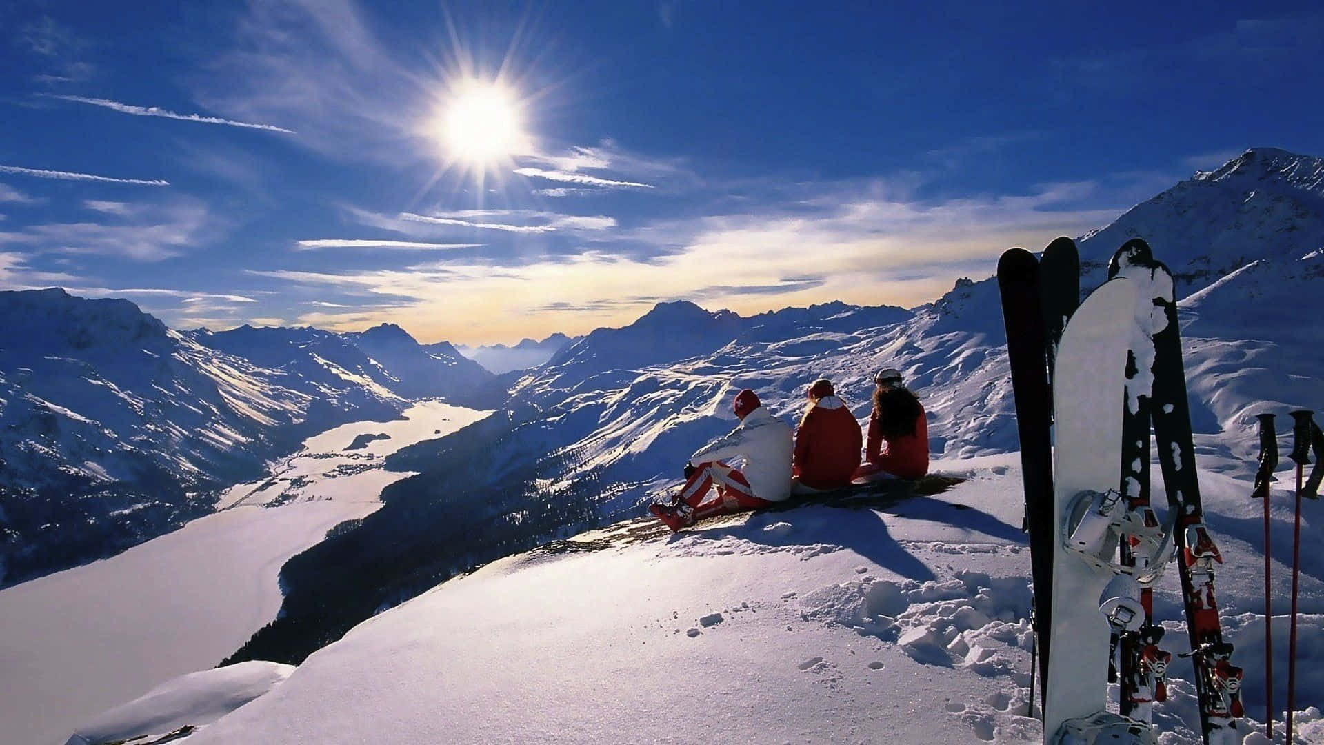 Winter Wonderland: Exciting Ski Adventure in Snowy Mountains Wallpaper