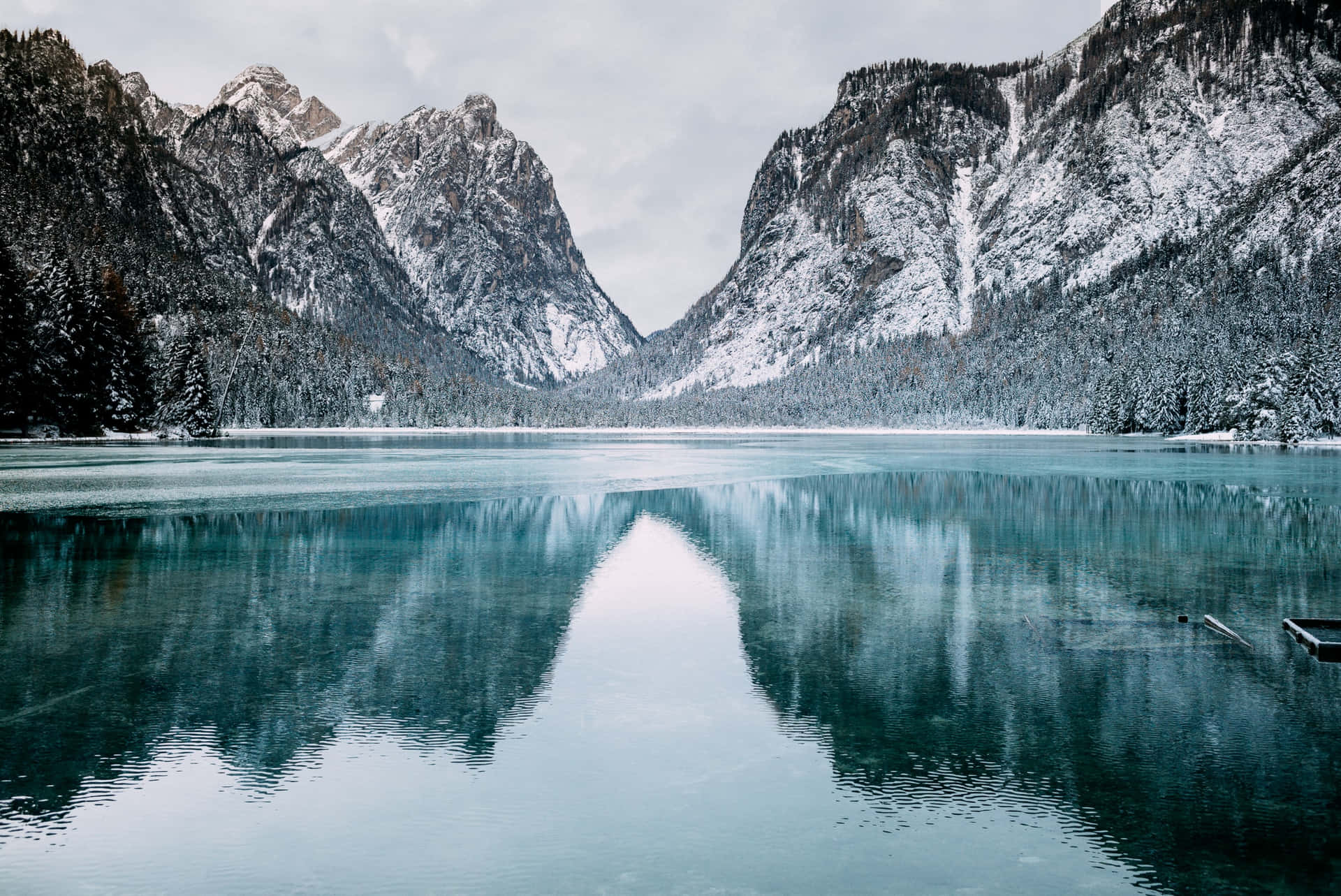 Winter_ Mountain_ Reflection_ Lake