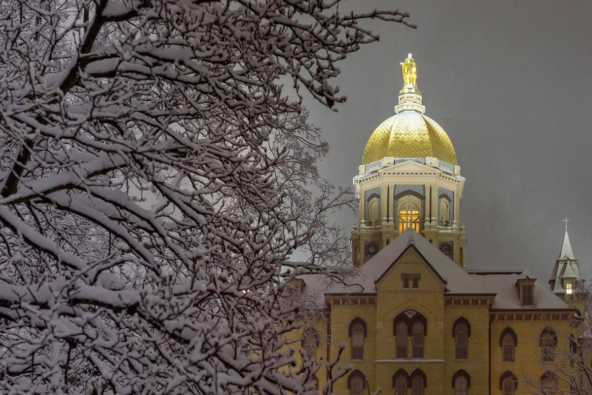 Wintry University Of Notre Dame Golden Dome Wallpaper