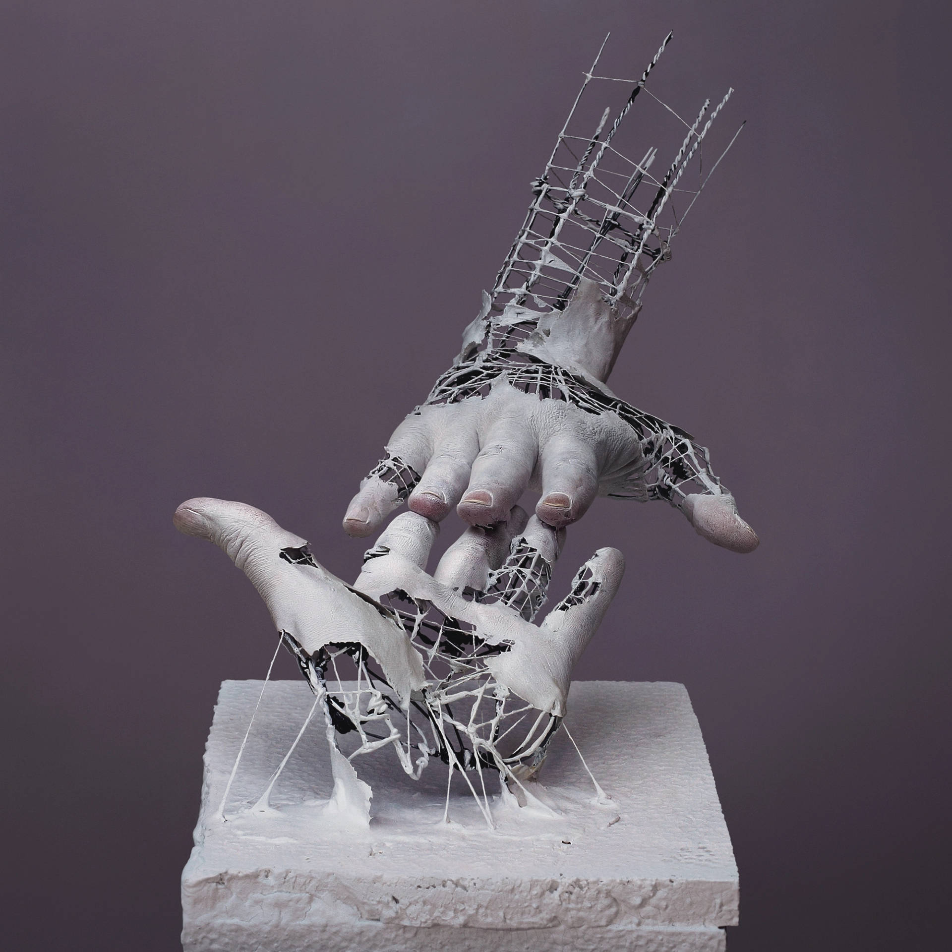 Wire Hand Skulptur Wallpaper