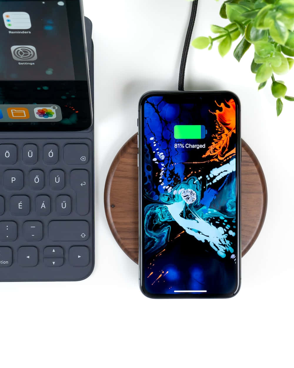 Enjoy the convenience of wireless charging Wallpaper