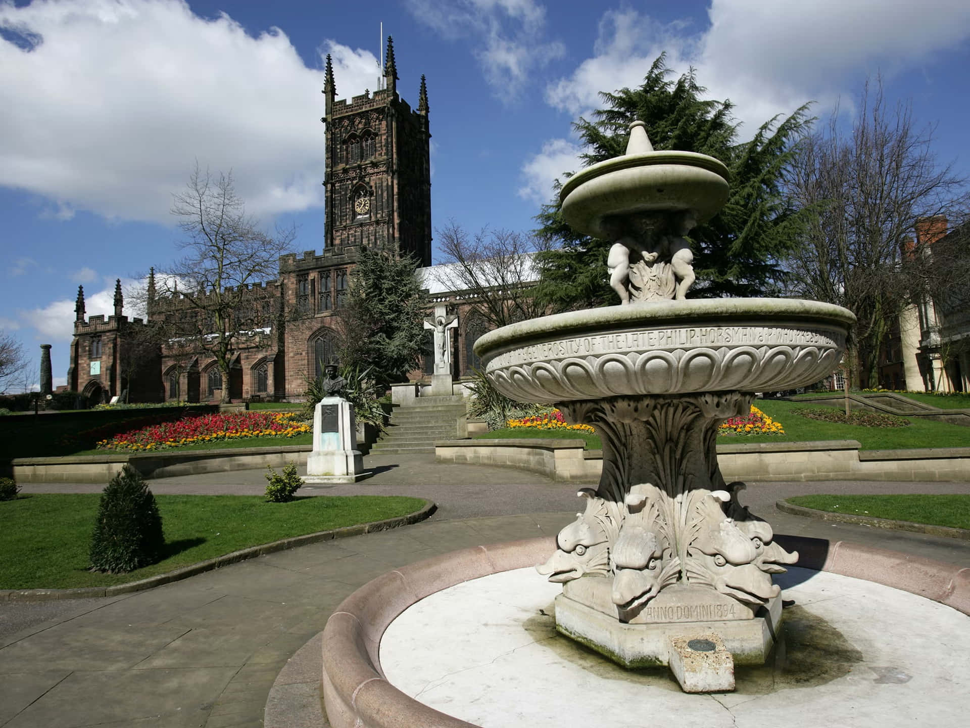 Wolverhampton St Peters Kirke Og Fontene Bakgrunnsbildet