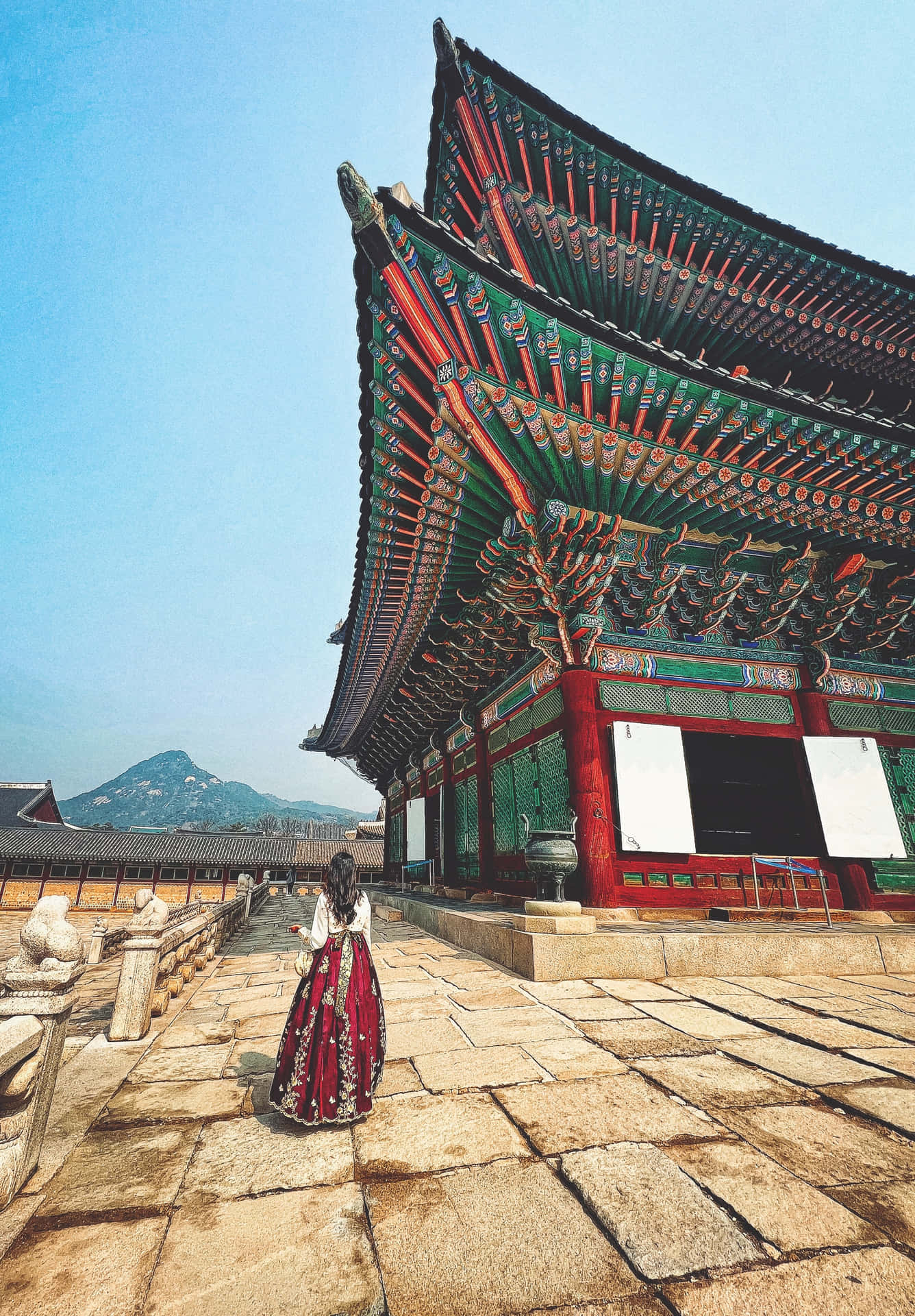 Woman At The Gyeongbokgung Palace Picture