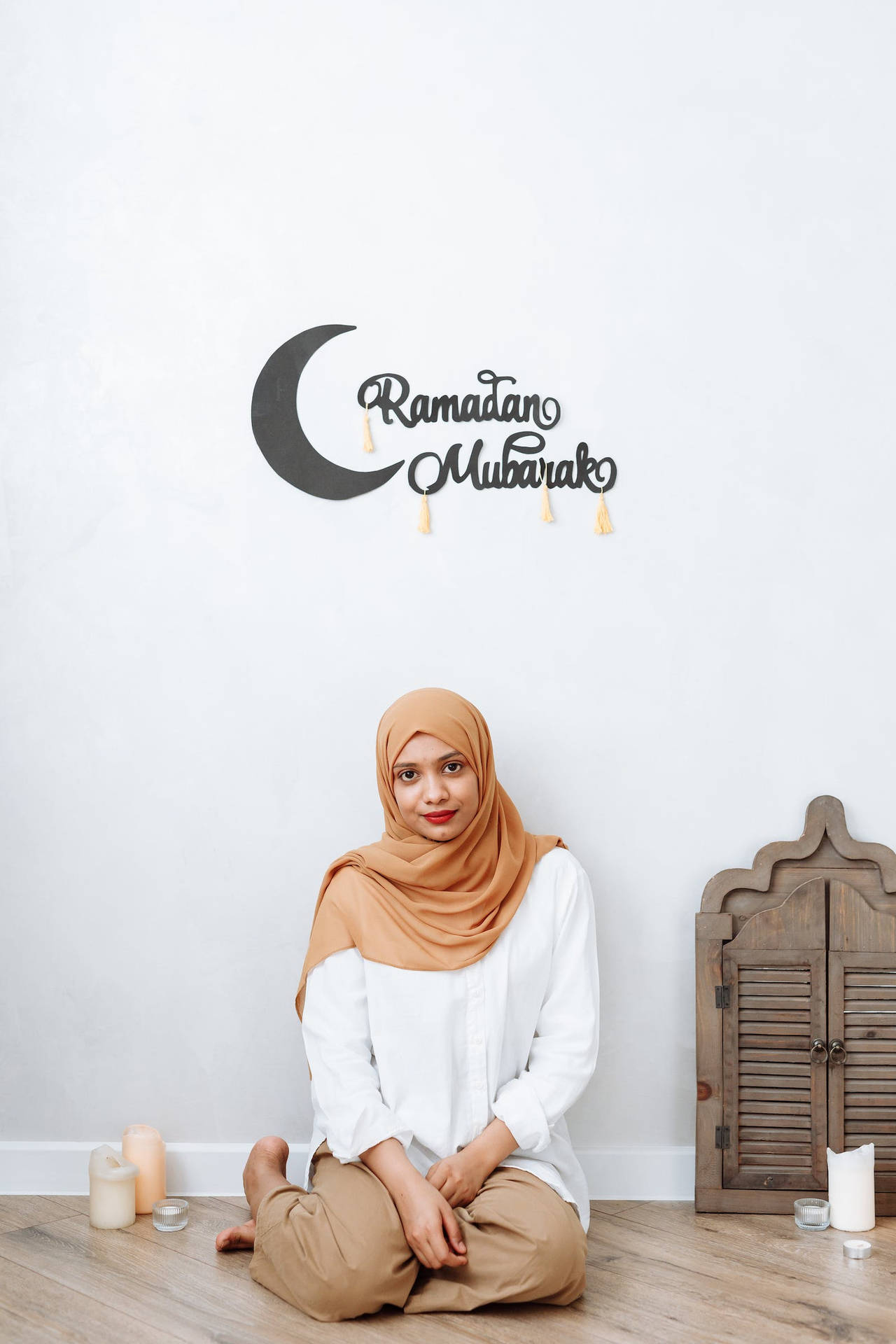 Kvinnaförbereder Sig Inför Ramadan Mubarak. Wallpaper