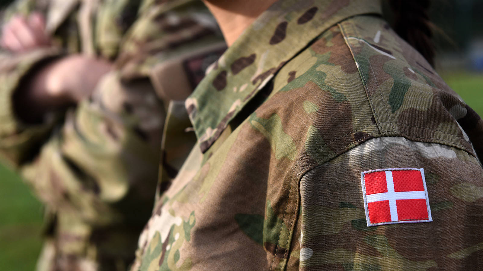 Woman Soldier Army Denmark Flag Wallpaper