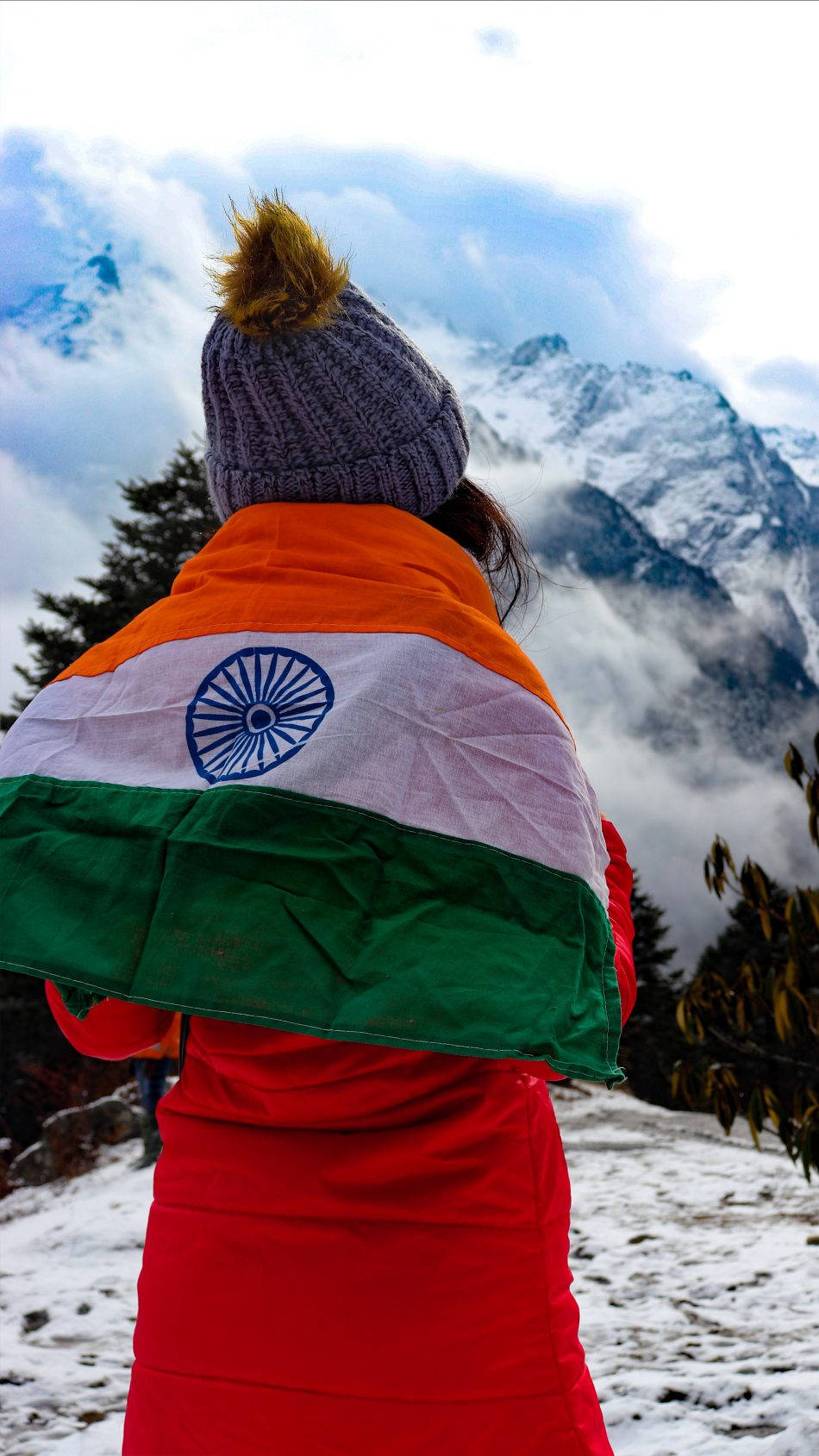 Woman With An Indian Flag Hd Background