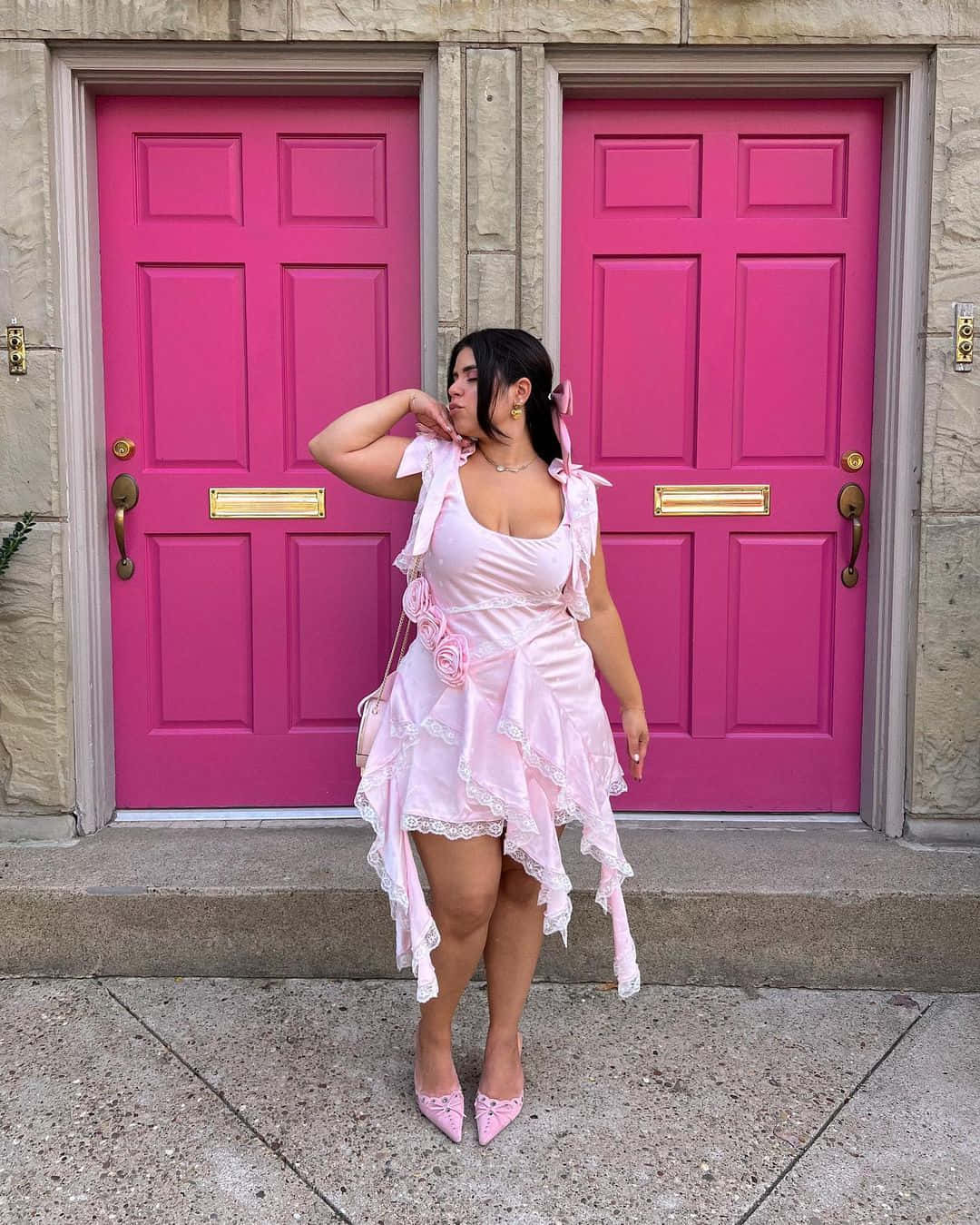 Womanin Pink Dress Before Pink Doors Wallpaper