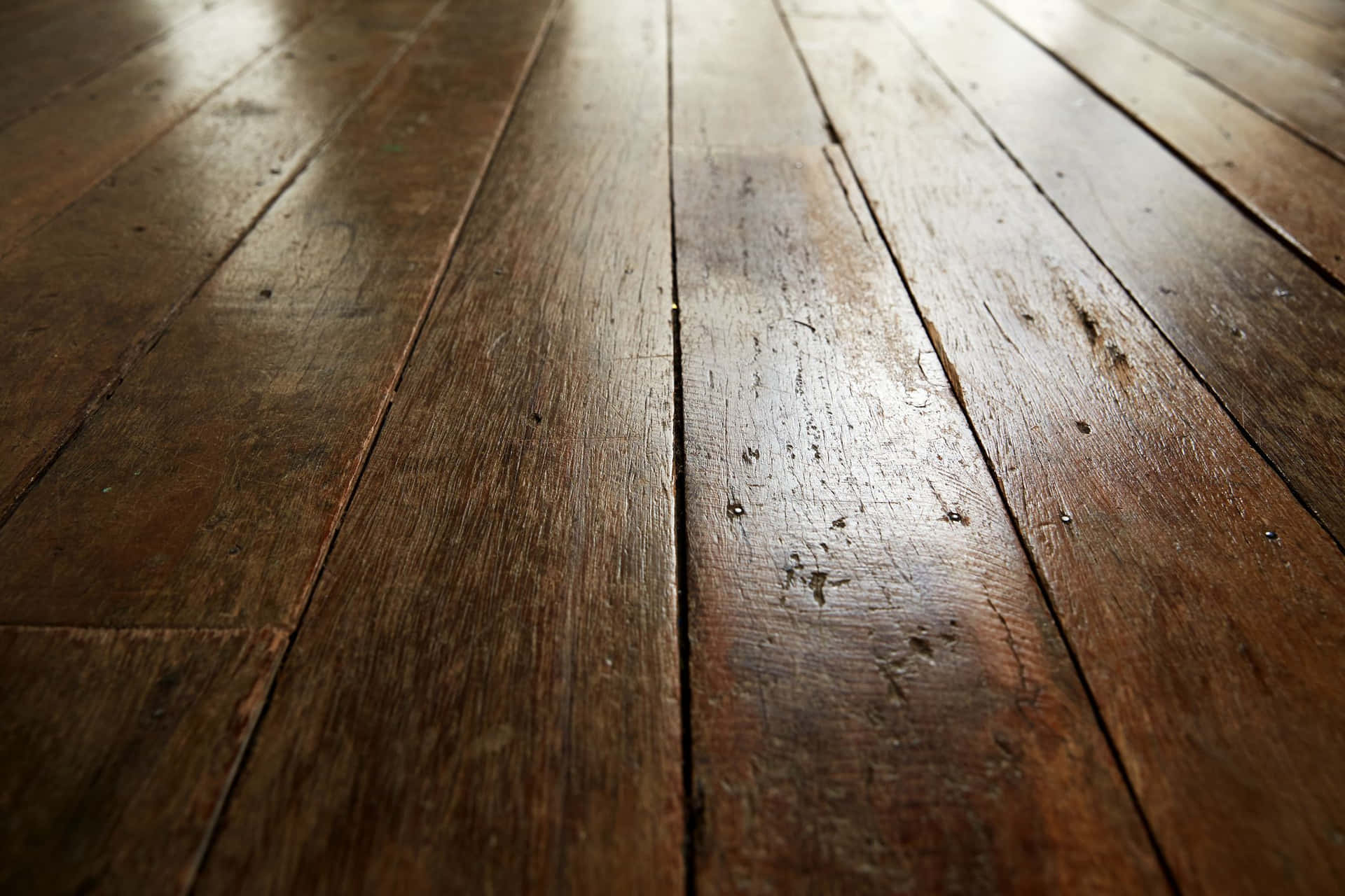 Natural wood flooring suitable for any space