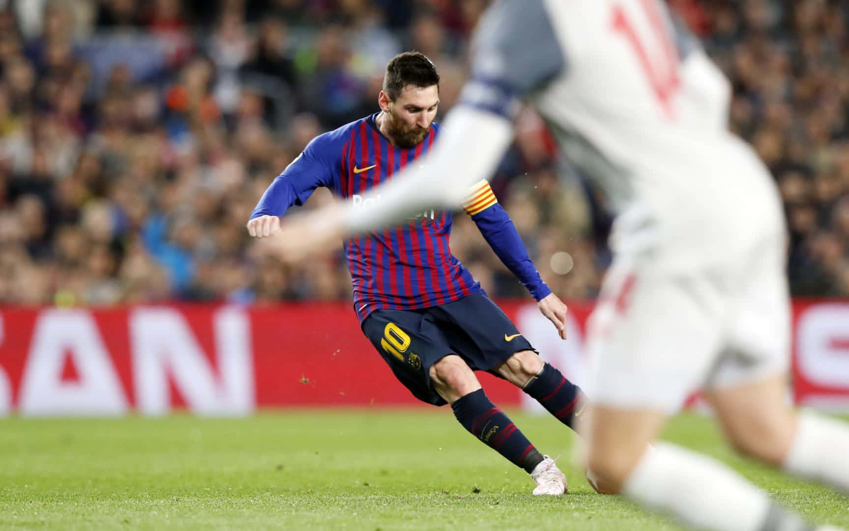 World-class Free Kick Performance Of Messi Wallpaper