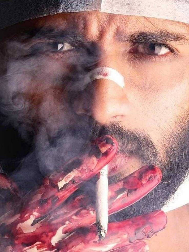 World Famous Lover Actor Smoking Wallpaper