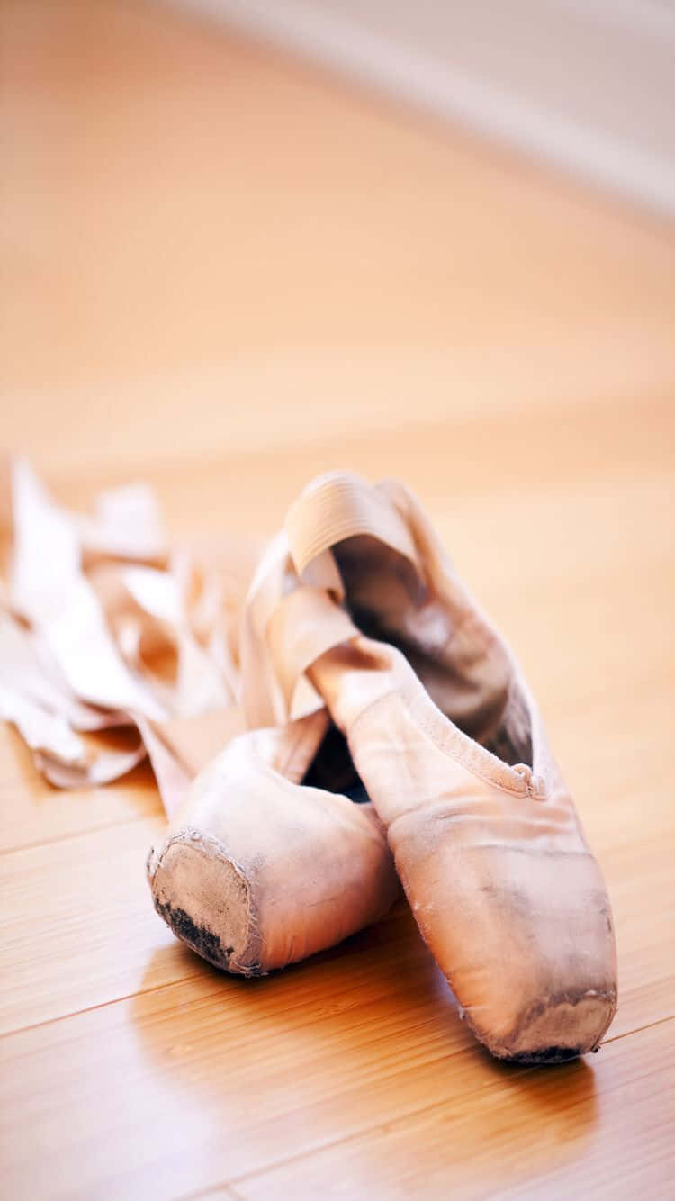 Worn-Out Pointe Shoes Wallpaper