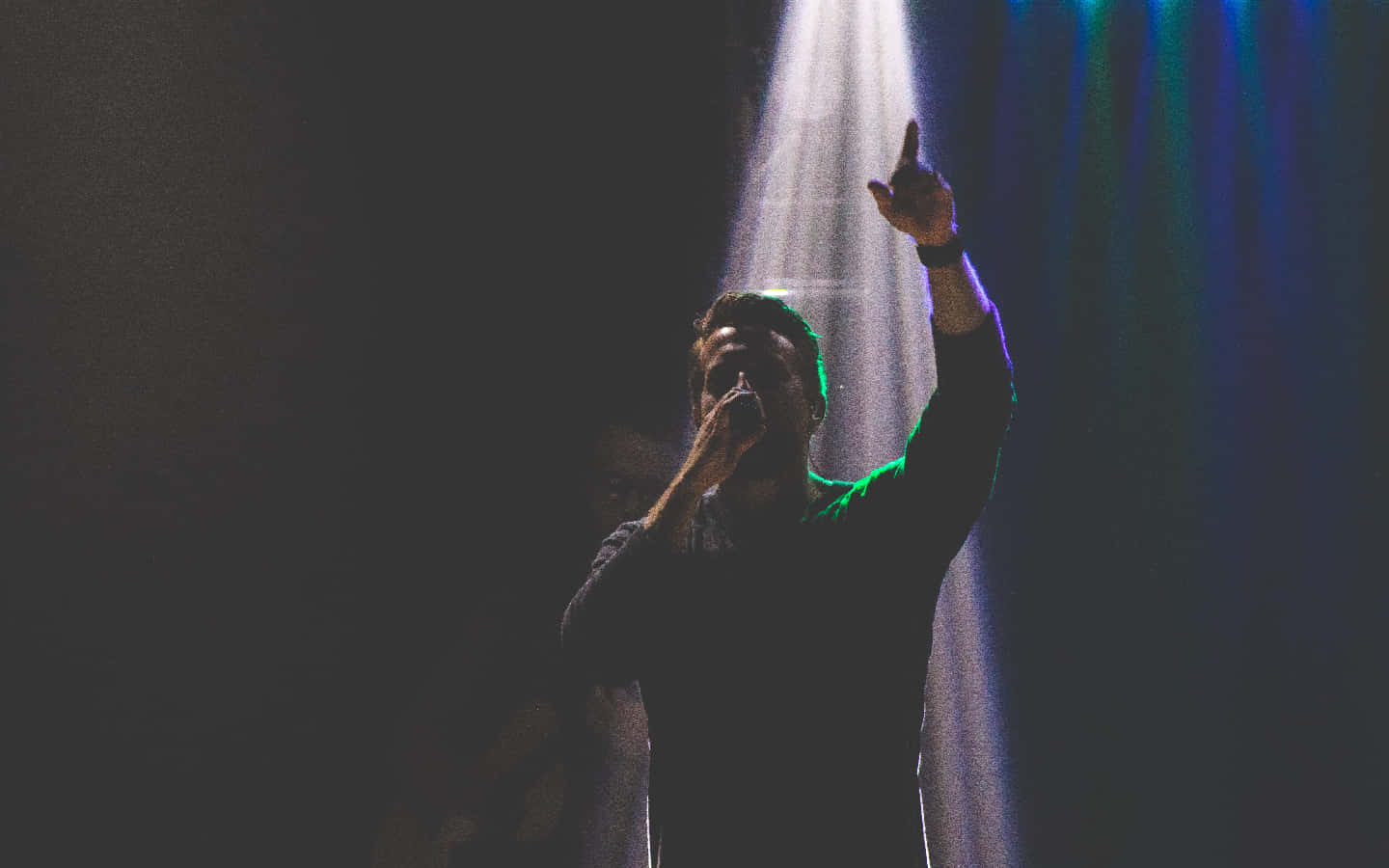 Worship_ Leader_ In_ Spotlight.jpg Wallpaper