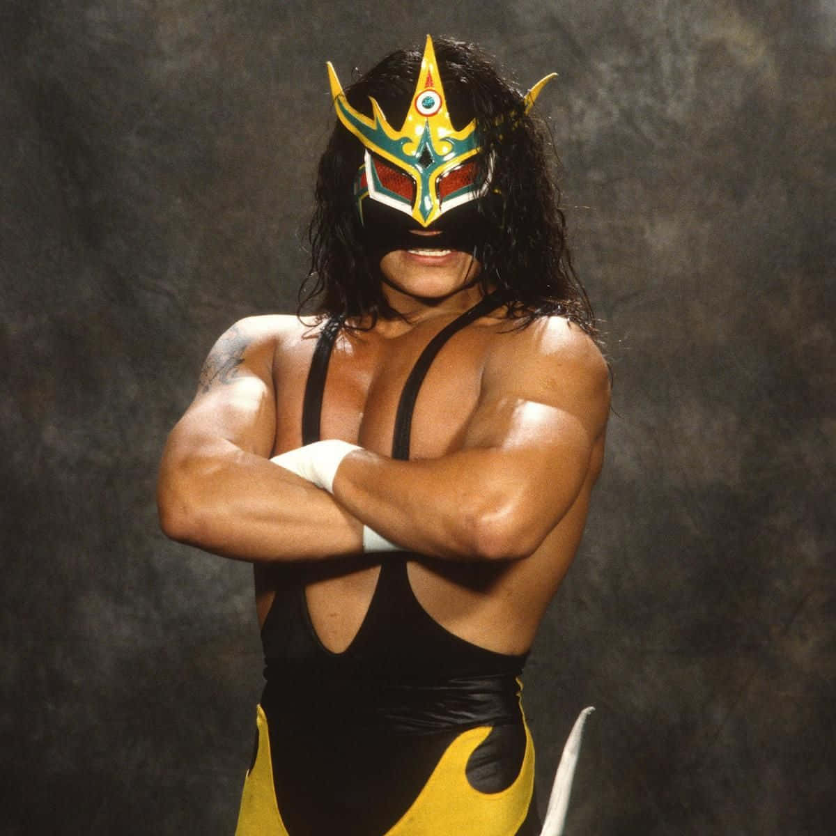 Wrestler Juventud Guerrera iført sin signatur Luchador Maske Wallpaper