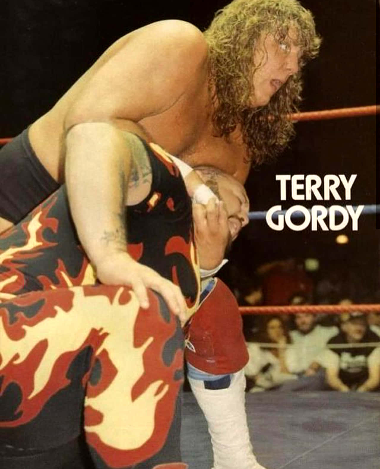 Wrestlere Terry Gordy og Bam Bam Bigelow pynte denne vanvittige tapet. Wallpaper