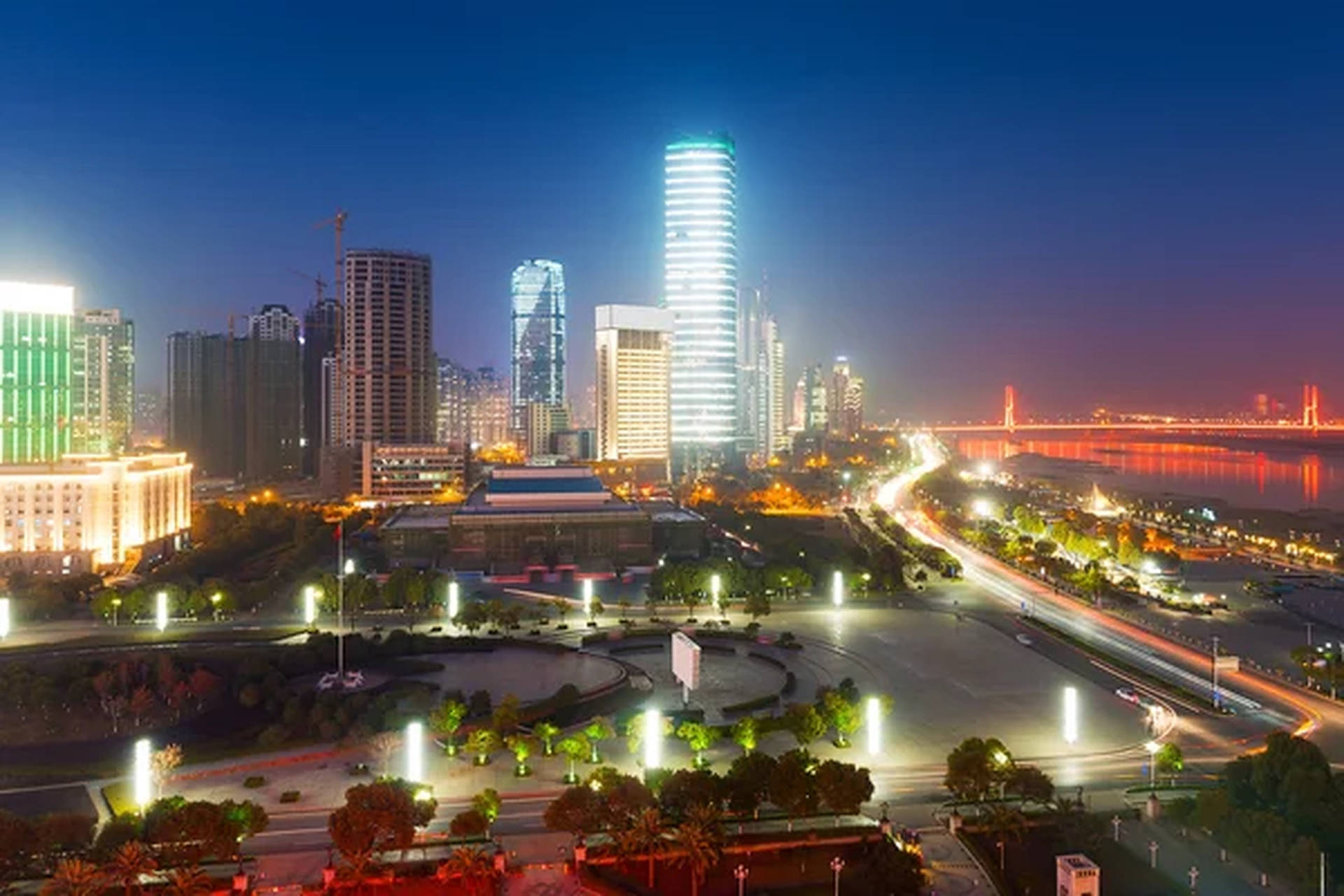 Città Di Wuhan Alla Notte Sfondo