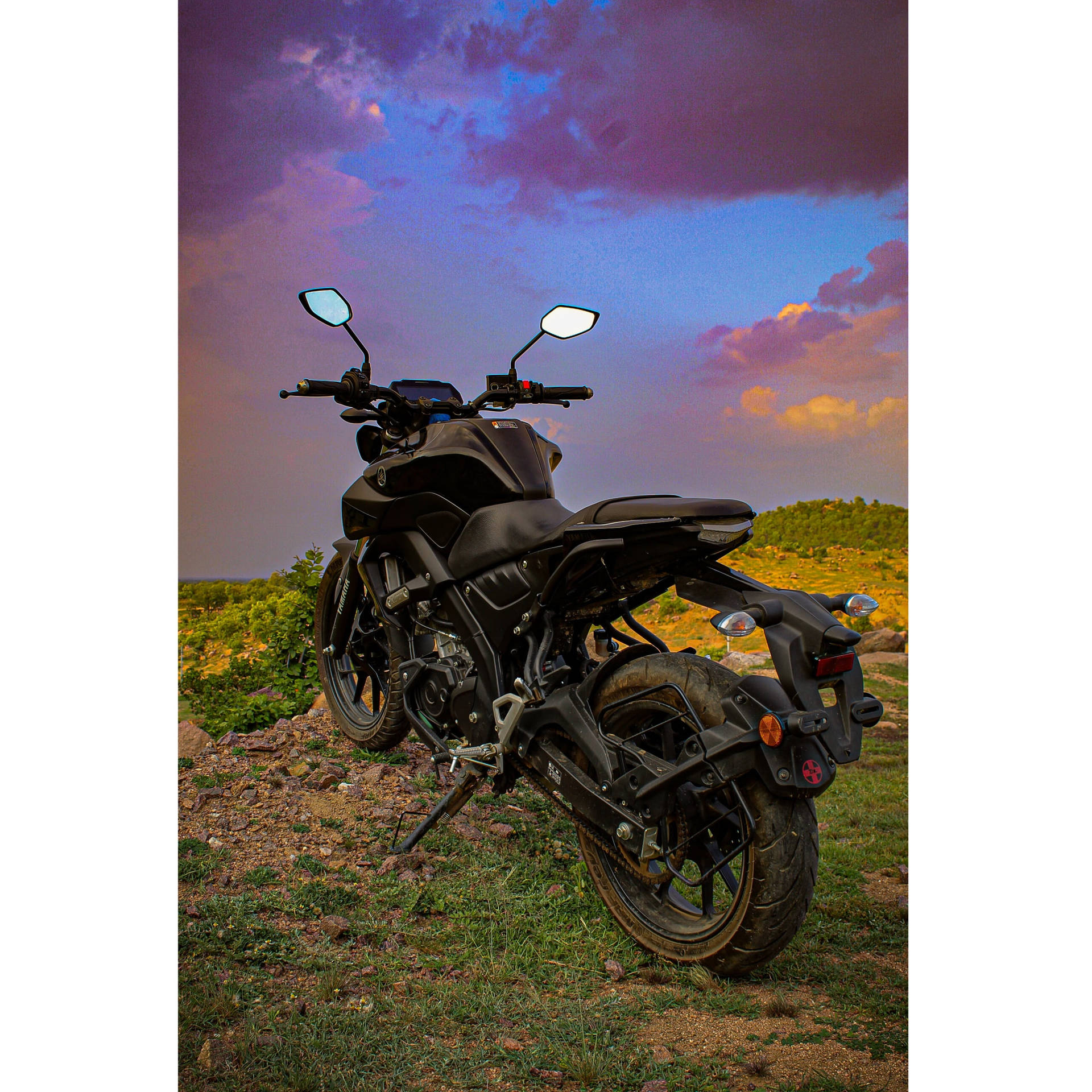 Yamaha MT 15 Parked On A Cliff Wallpaper