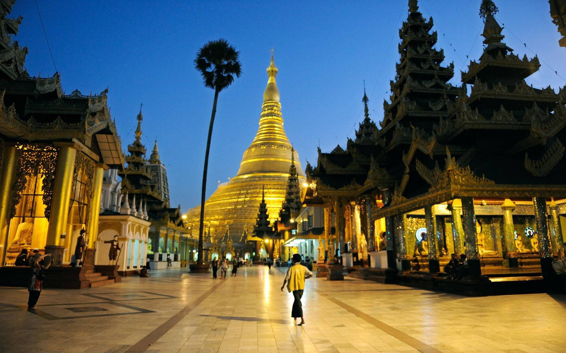 Pagodade Alto Contraste De Yangón Fondo de pantalla