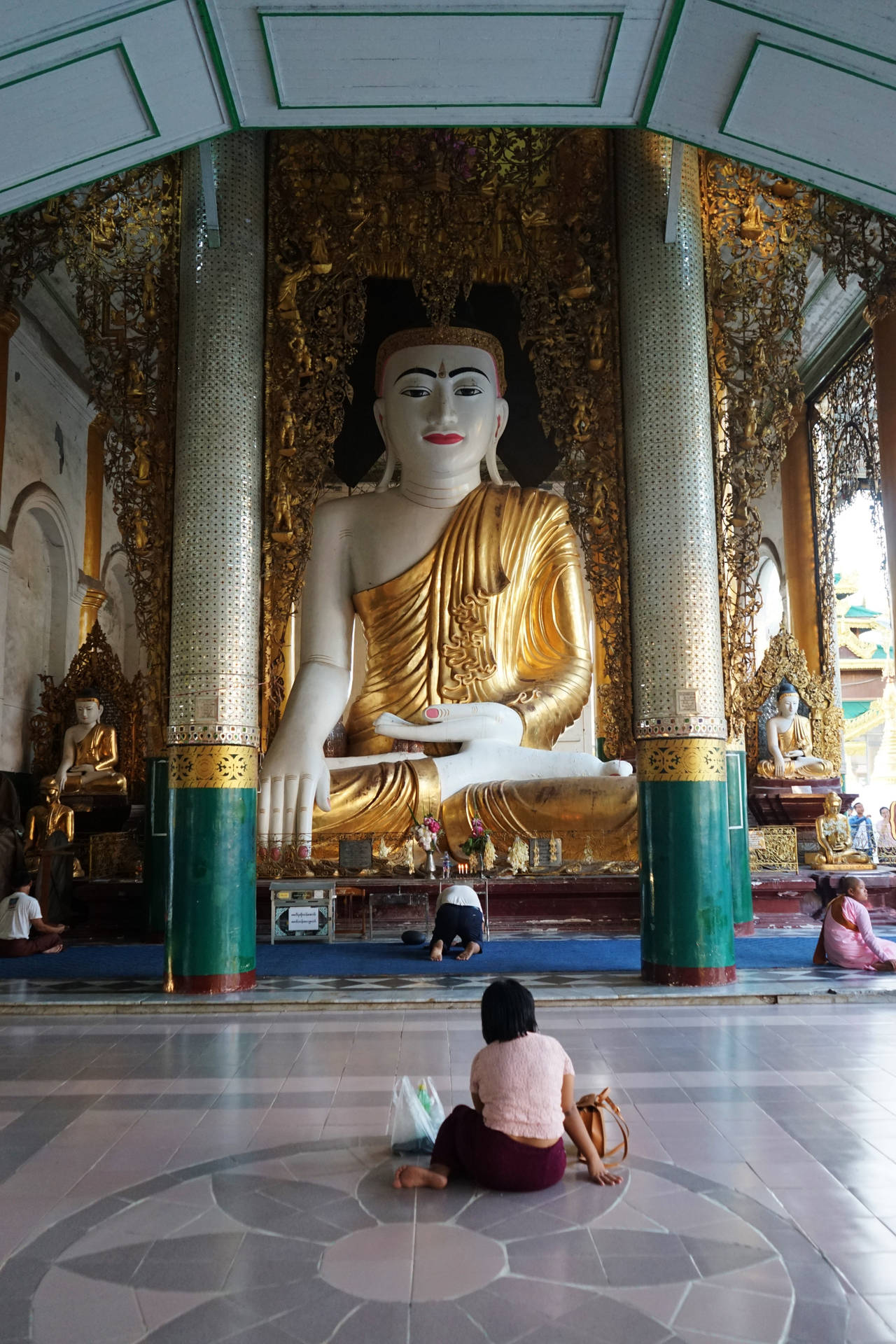 Yangonshwedagon Buda Papel de Parede