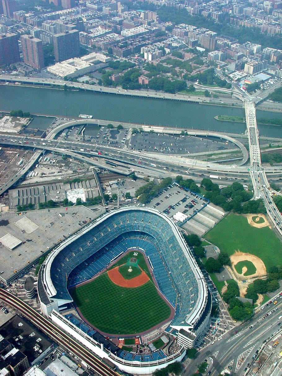 Yankee Stadium Facing Harlem River Wallpaper