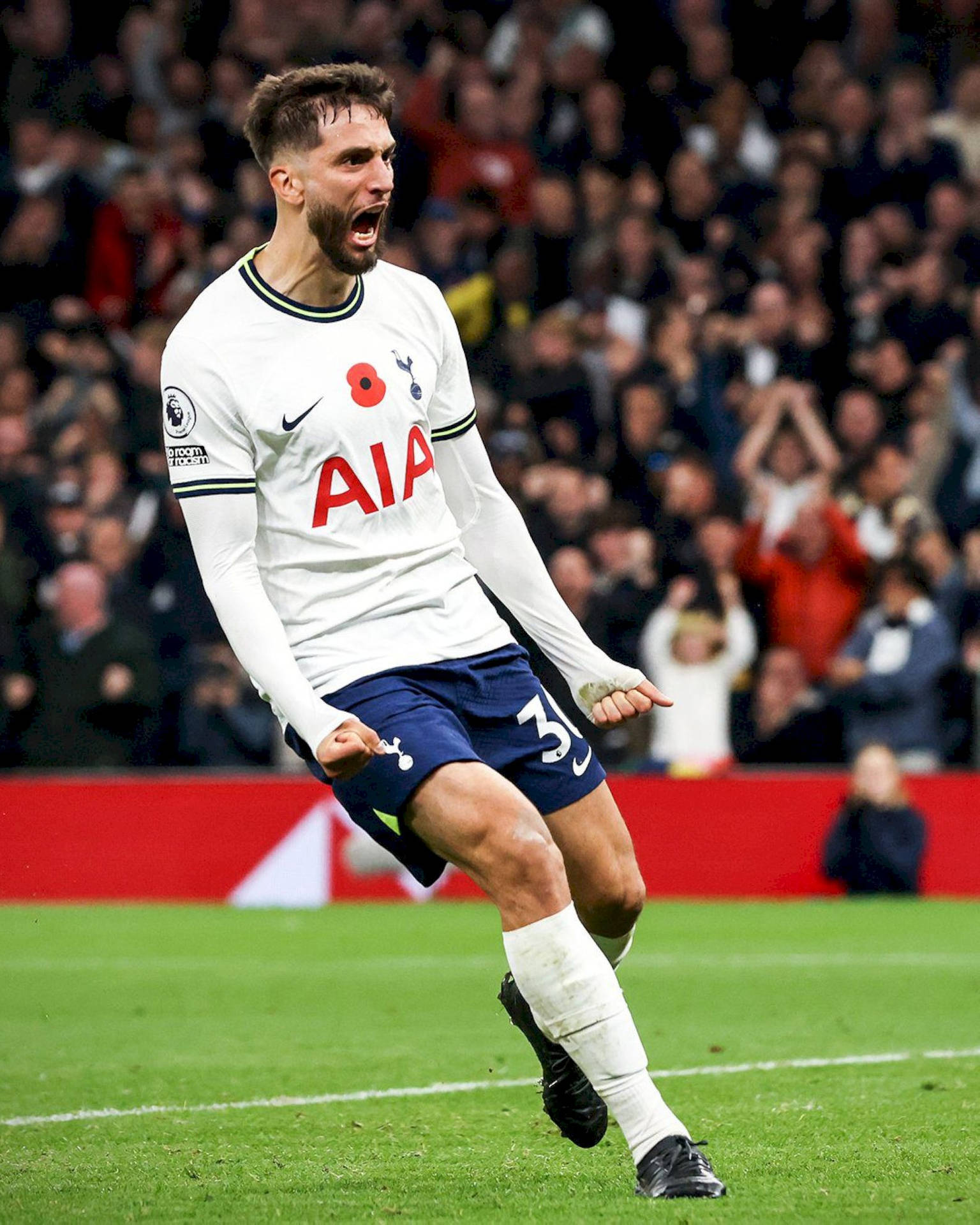 Download Yelling Rodrigo Bentancur For Tottenham Hotspur Wallpaper |  