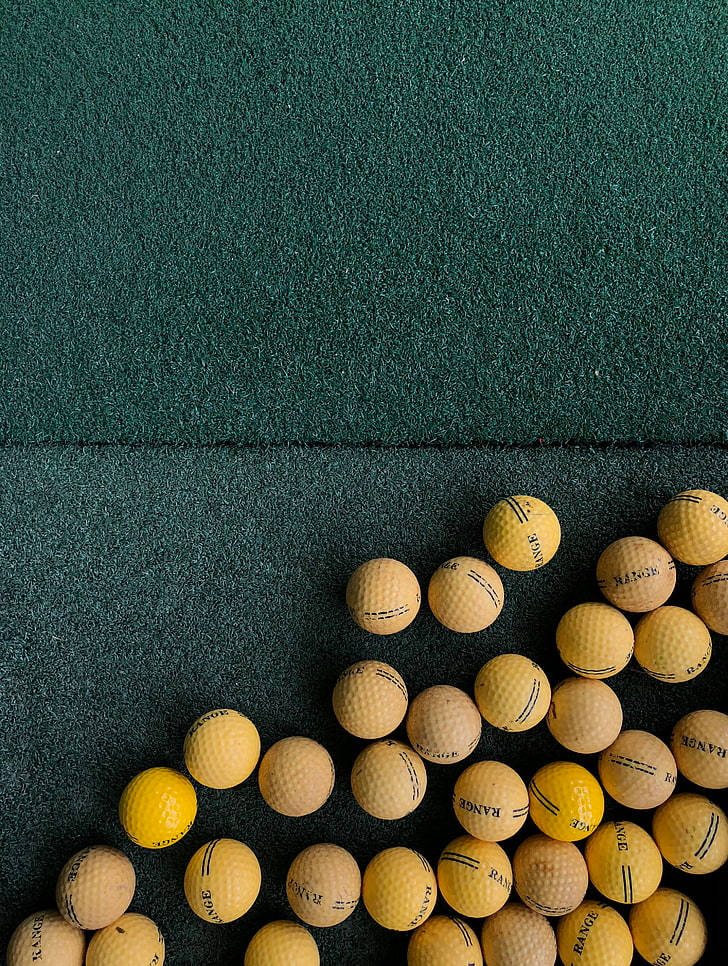 Yellow Balls Golftelefon Wallpaper