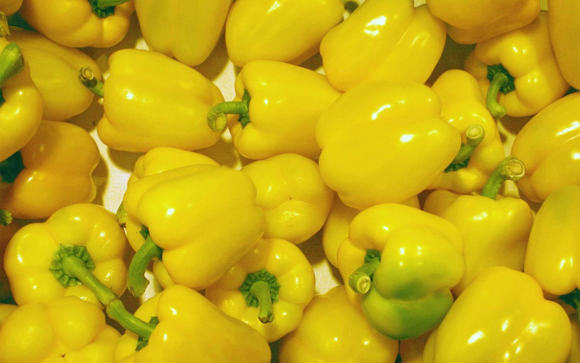 Vibrant Yellow Bell Pepper Wallpaper