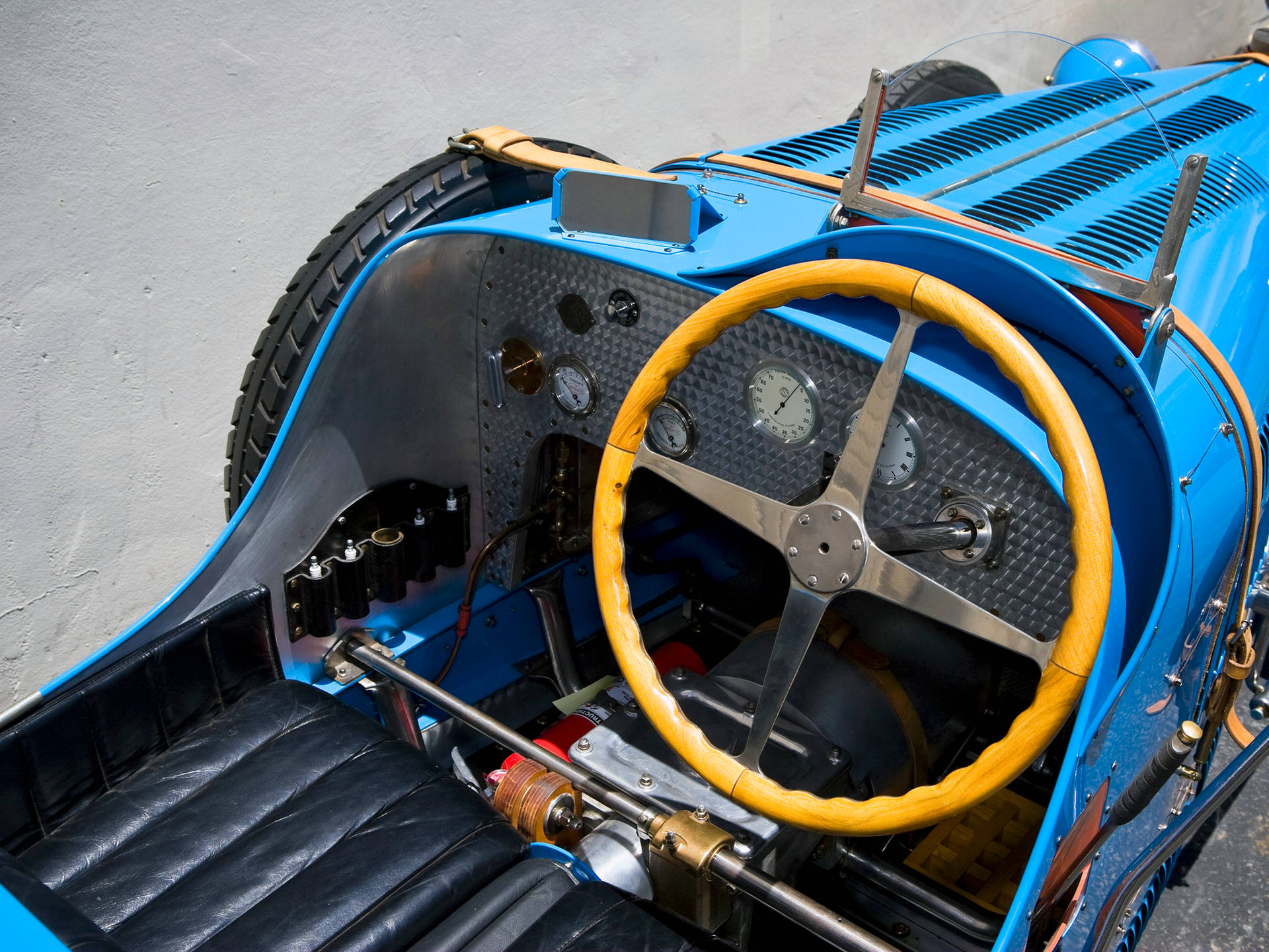 Iphone Con Agitatore Bugatti Giallo Sfondo