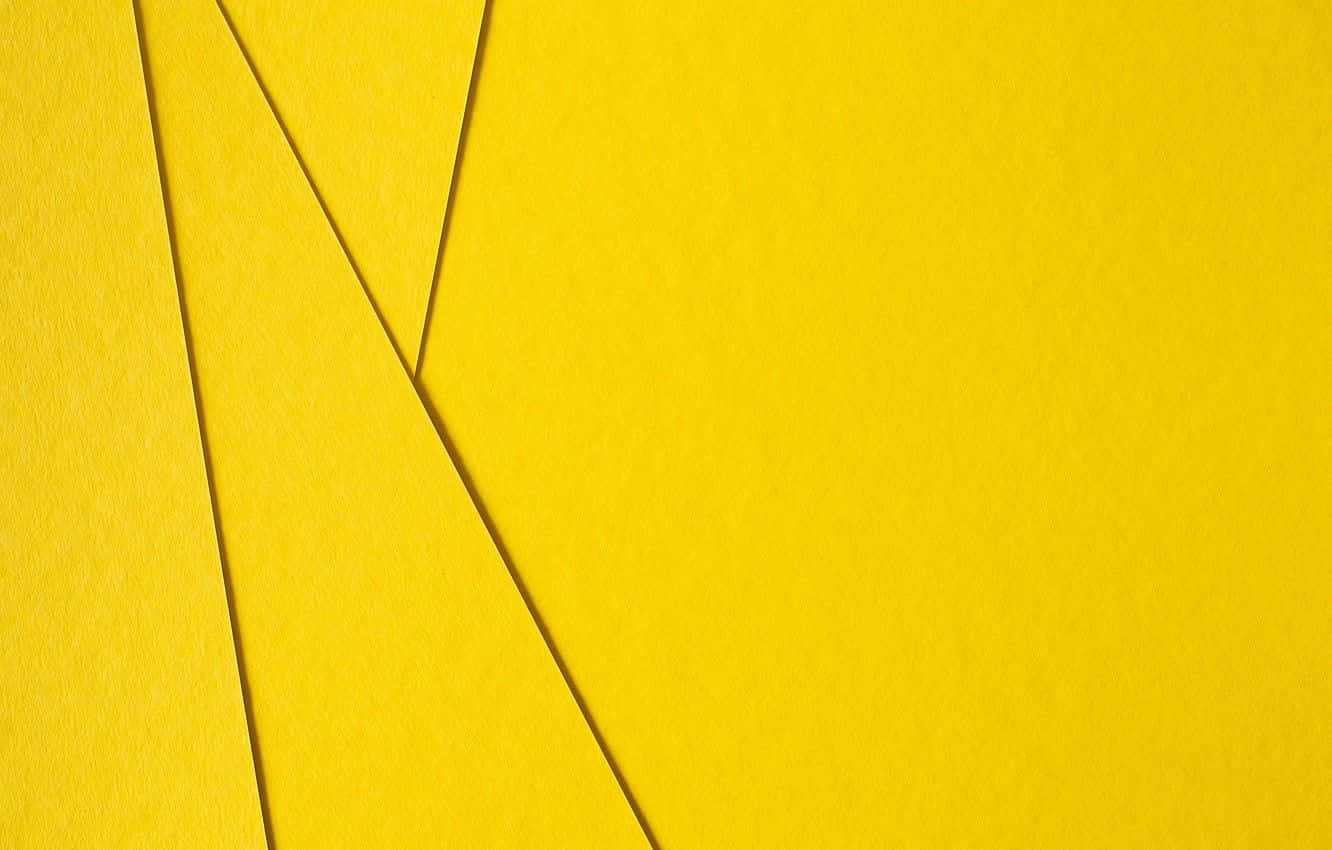 Intricate Yellow Geometric Pattern Wallpaper