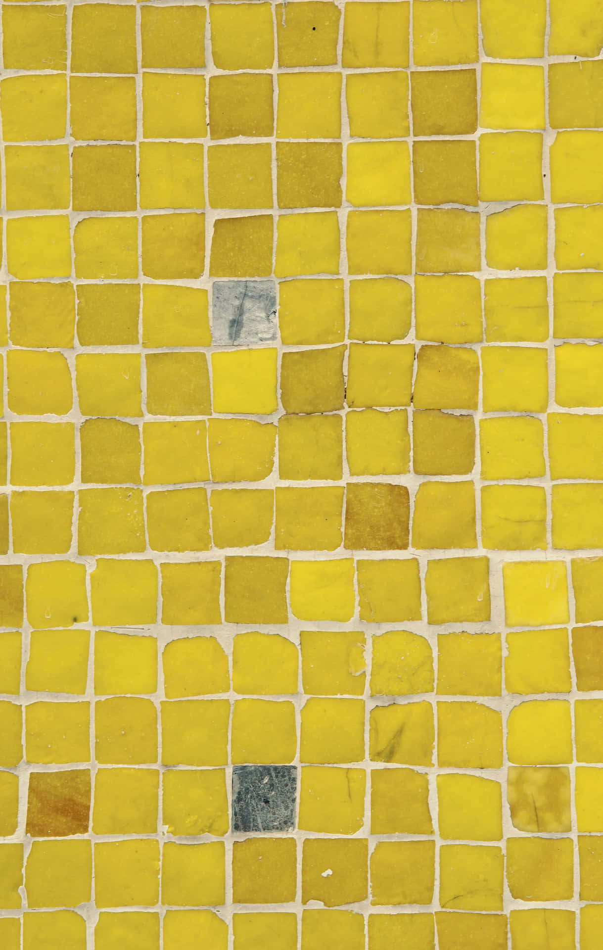 Patróngeométrico Vibrante En Amarillo. Fondo de pantalla