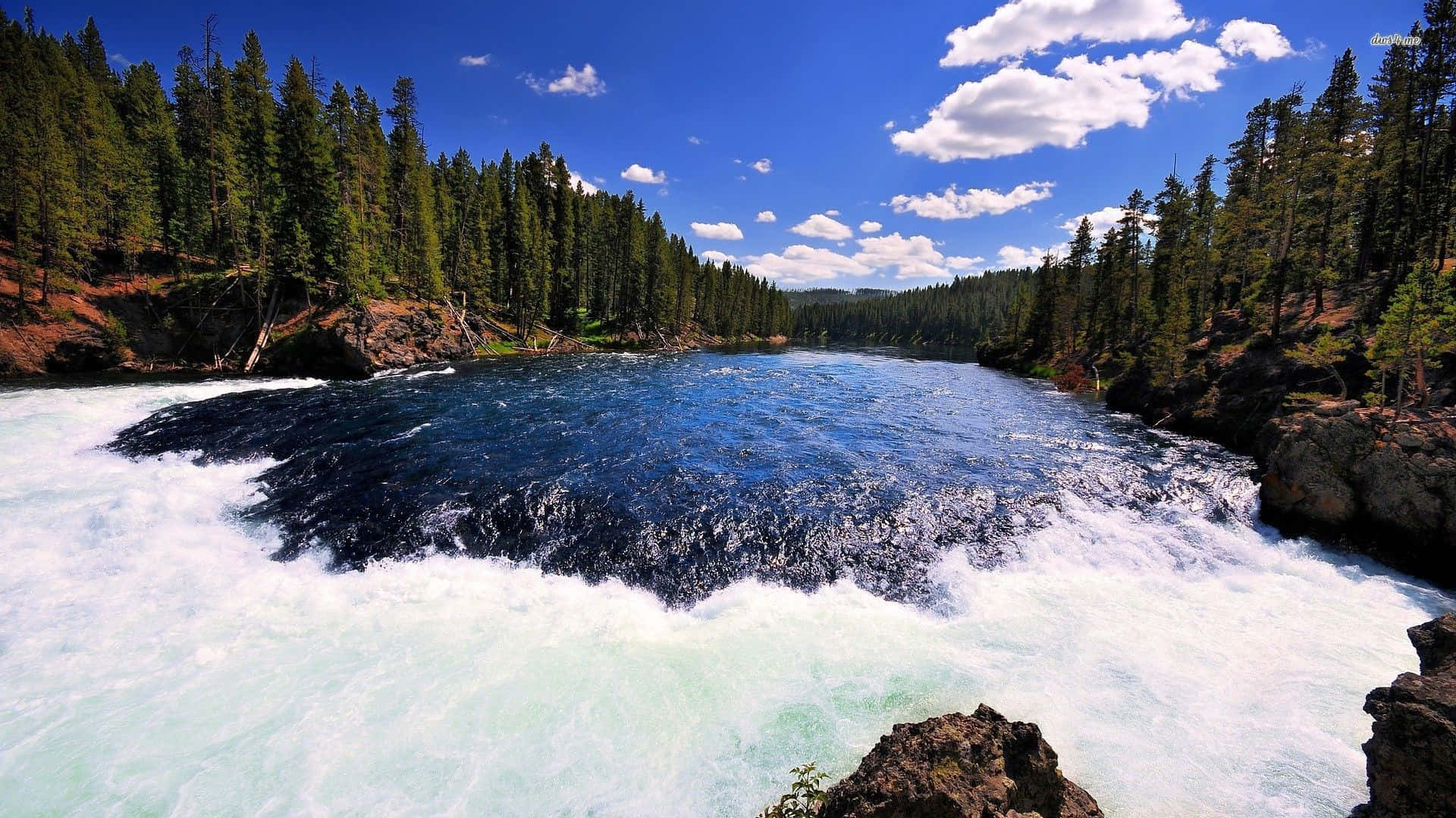 Yellowstone Flowing Mountain River Background
