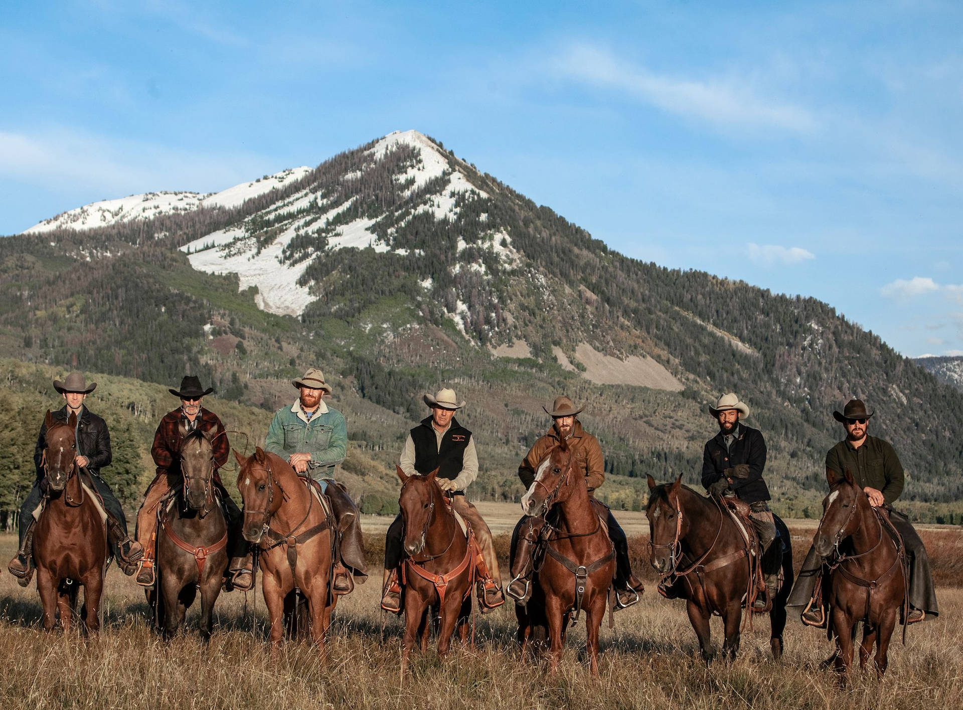 Yellowstone Tv Show Men In Horses Wallpaper