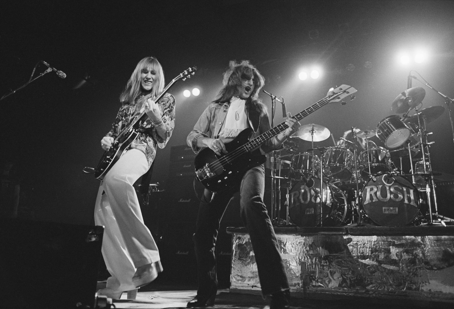 Download Yes English Band Guitarists Wallpaper 