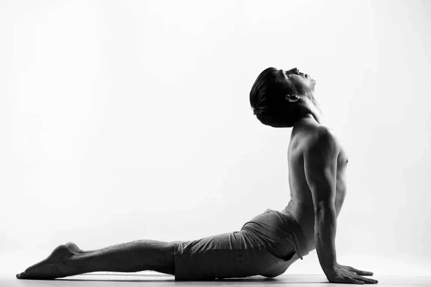 Finddin Balance I En Verdenen Af Kaos Med Yoga.