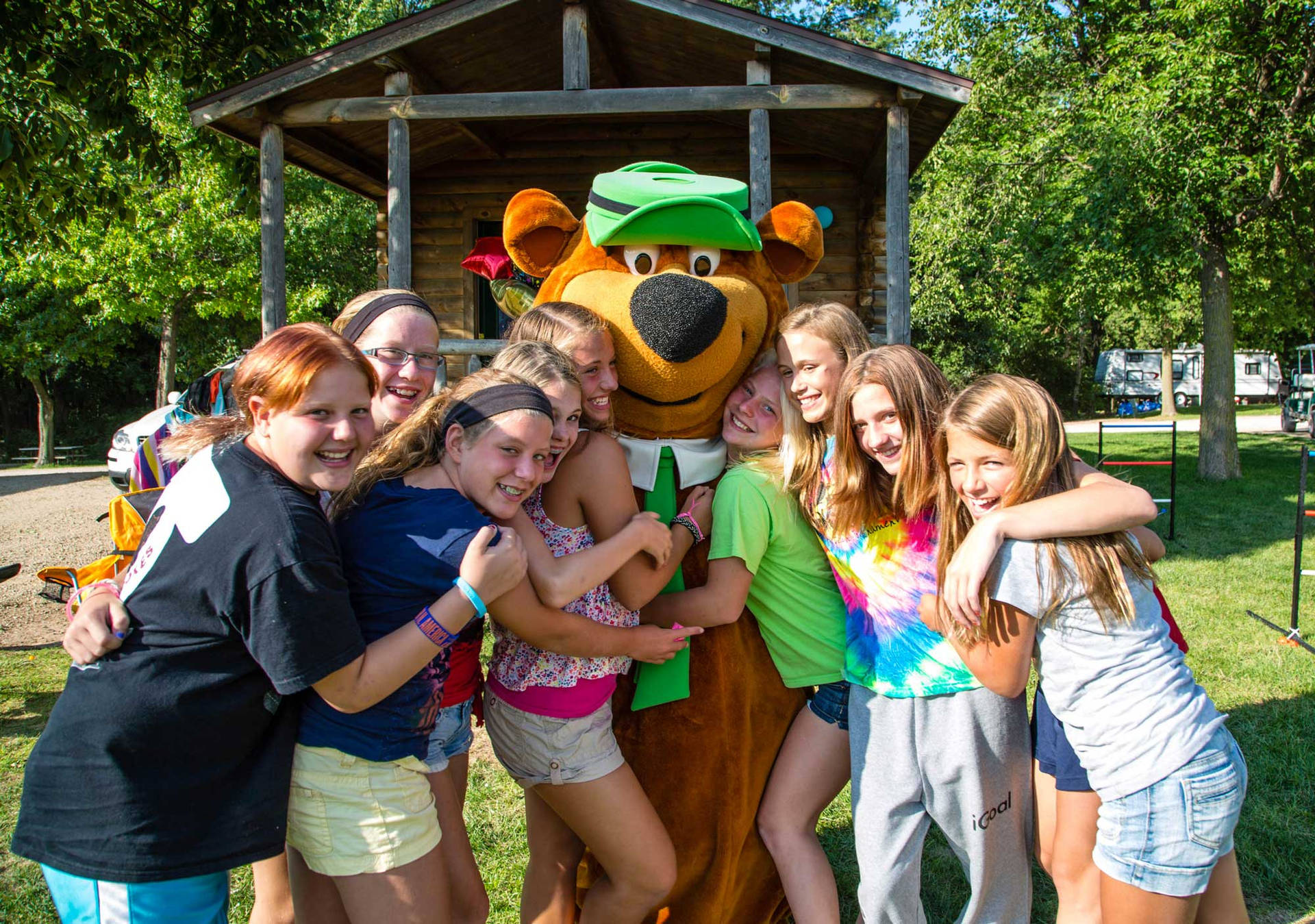 Yogi Bear With Girls Background