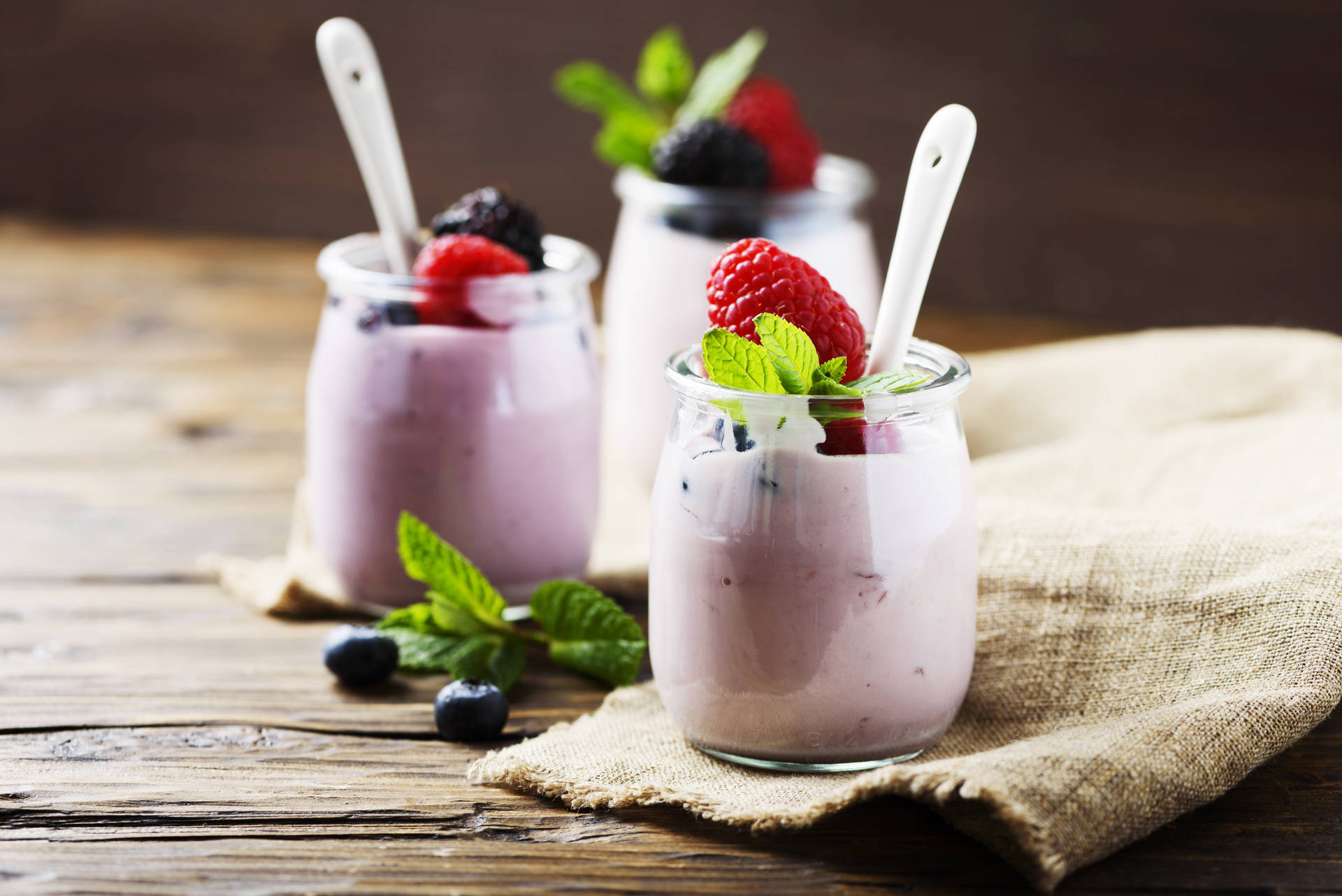 Yogurt Served With Fruits Wallpaper