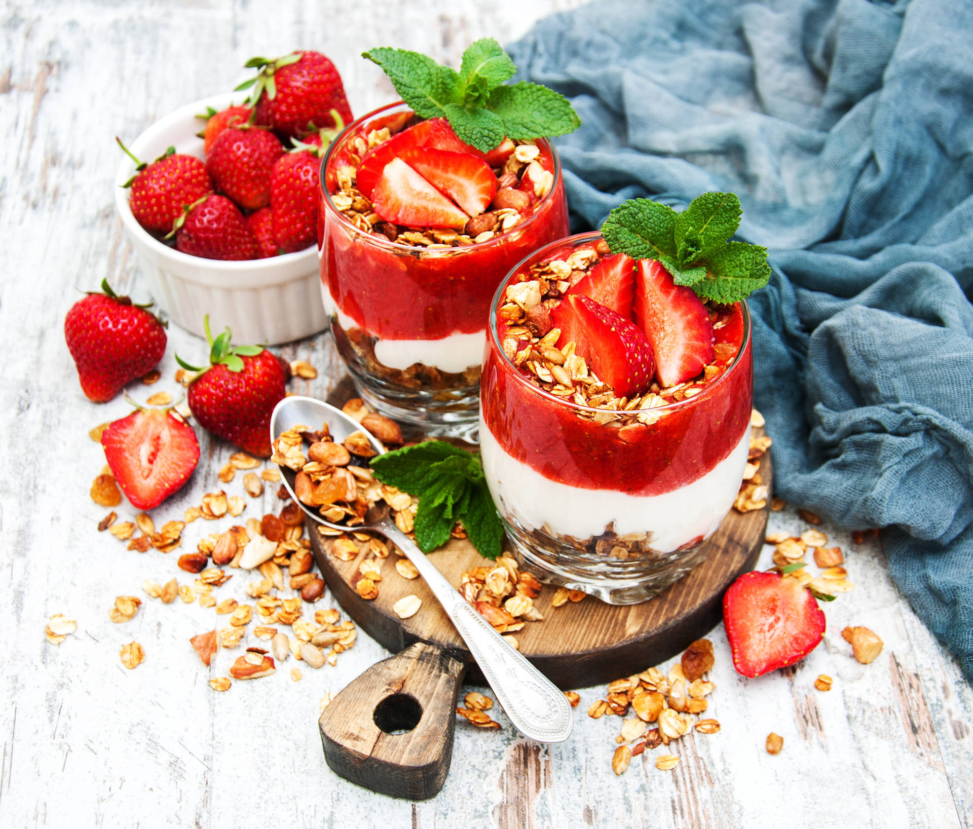 Yogurt Strawberries And Oats Wallpaper